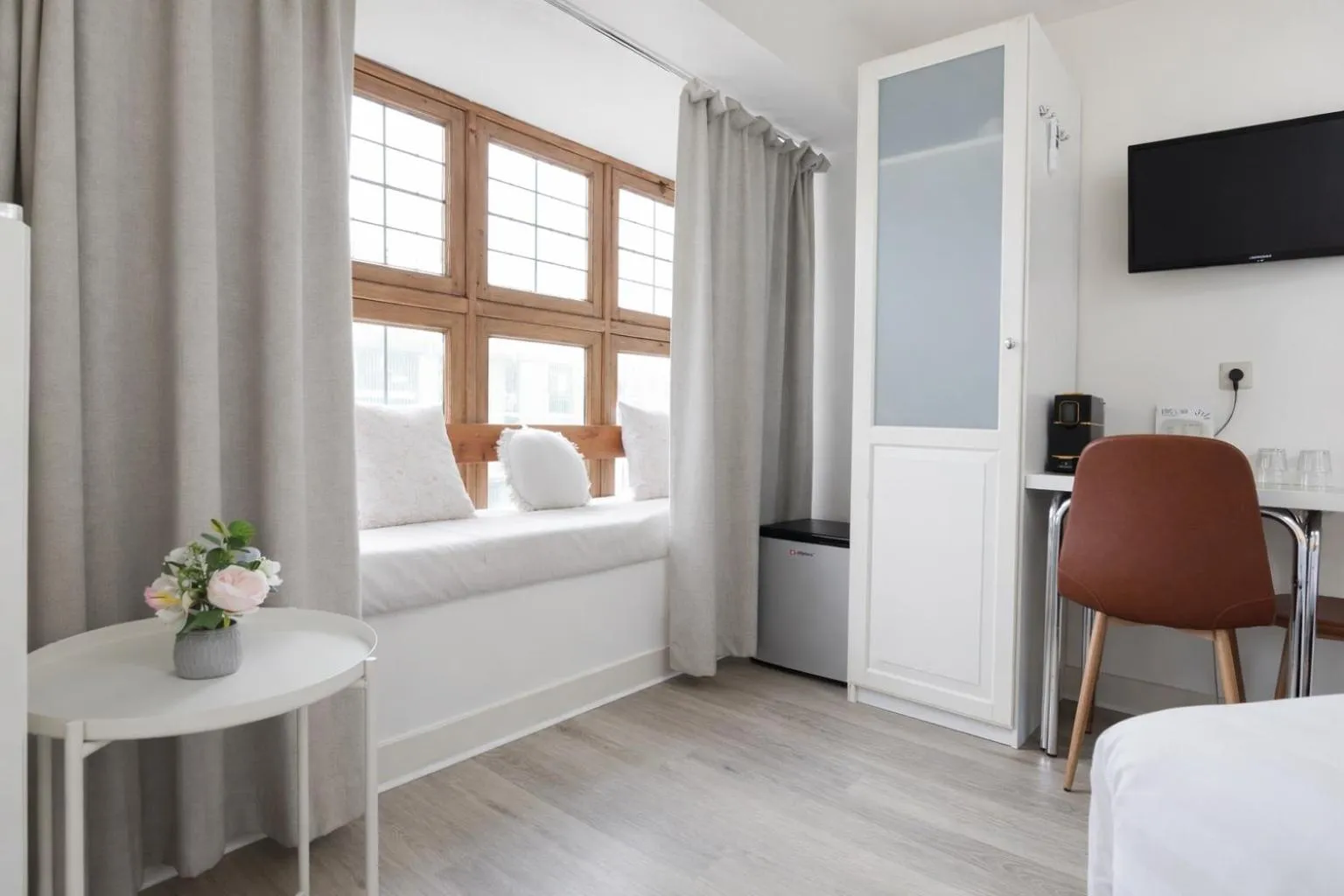 Bed in King's Inn City Hotel Alkmaar