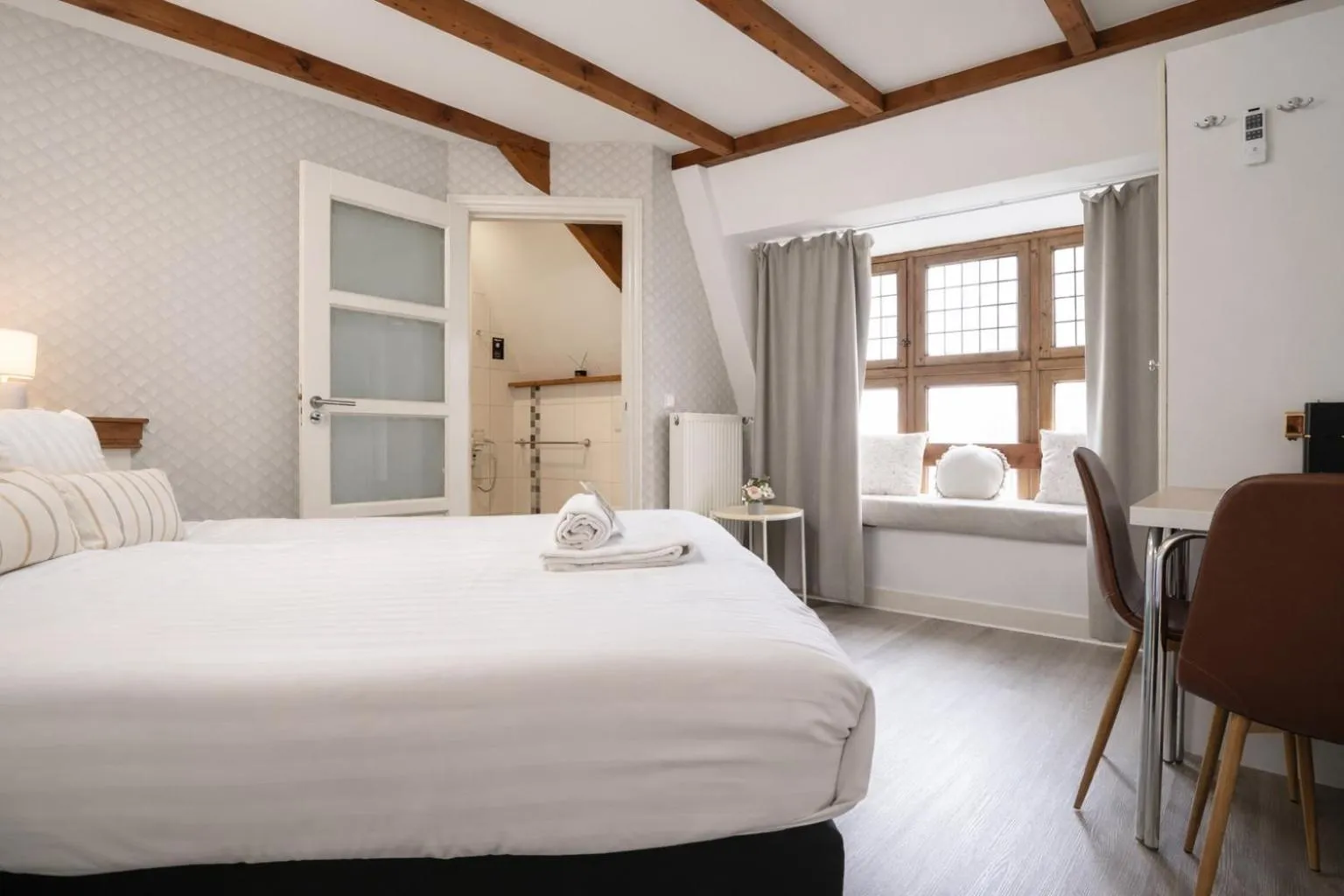 Bed in King's Inn City Hotel Alkmaar