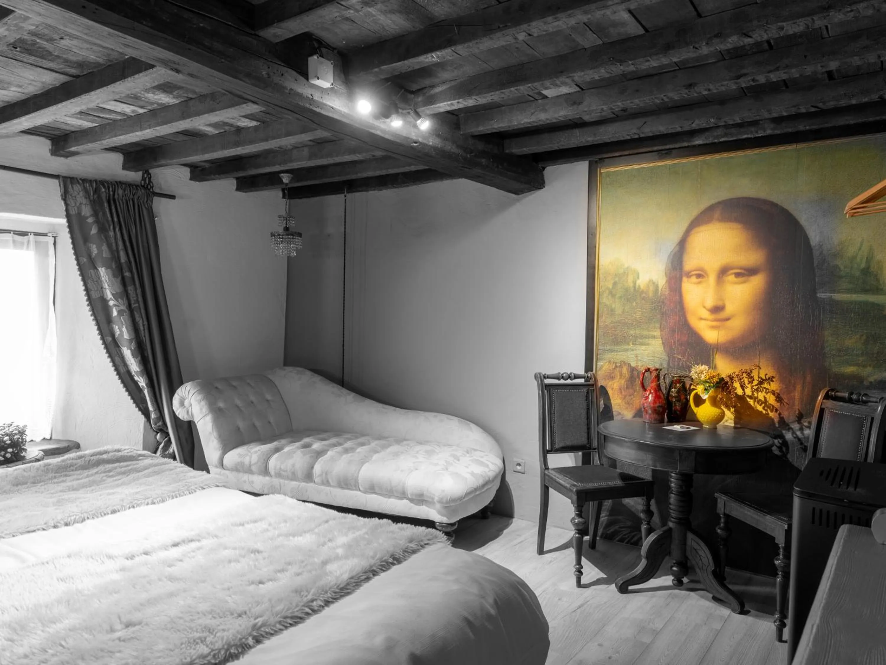 Bedroom, Bed in La Vie en Rose hotel