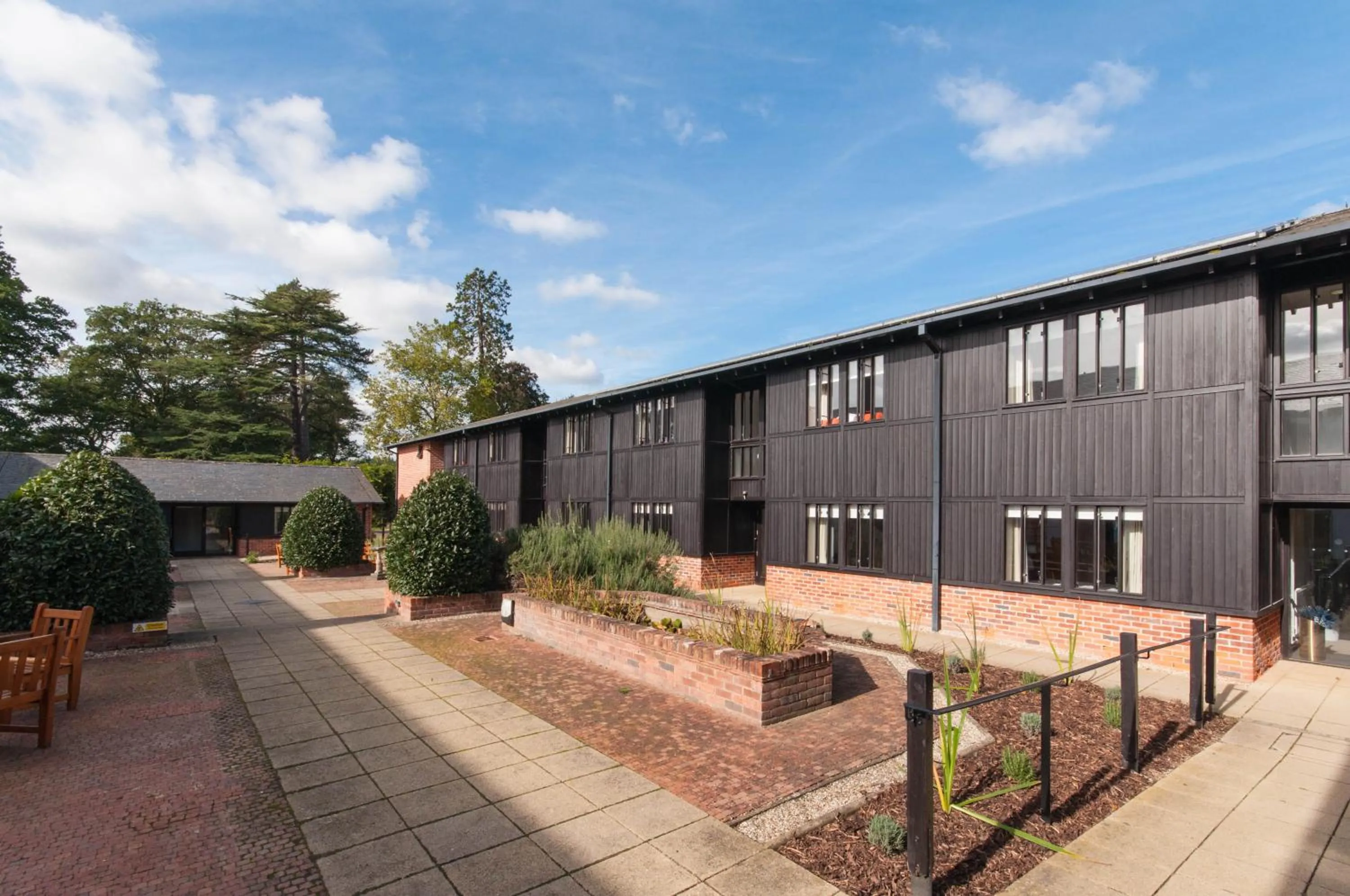 Patio in Greenlands Hotel