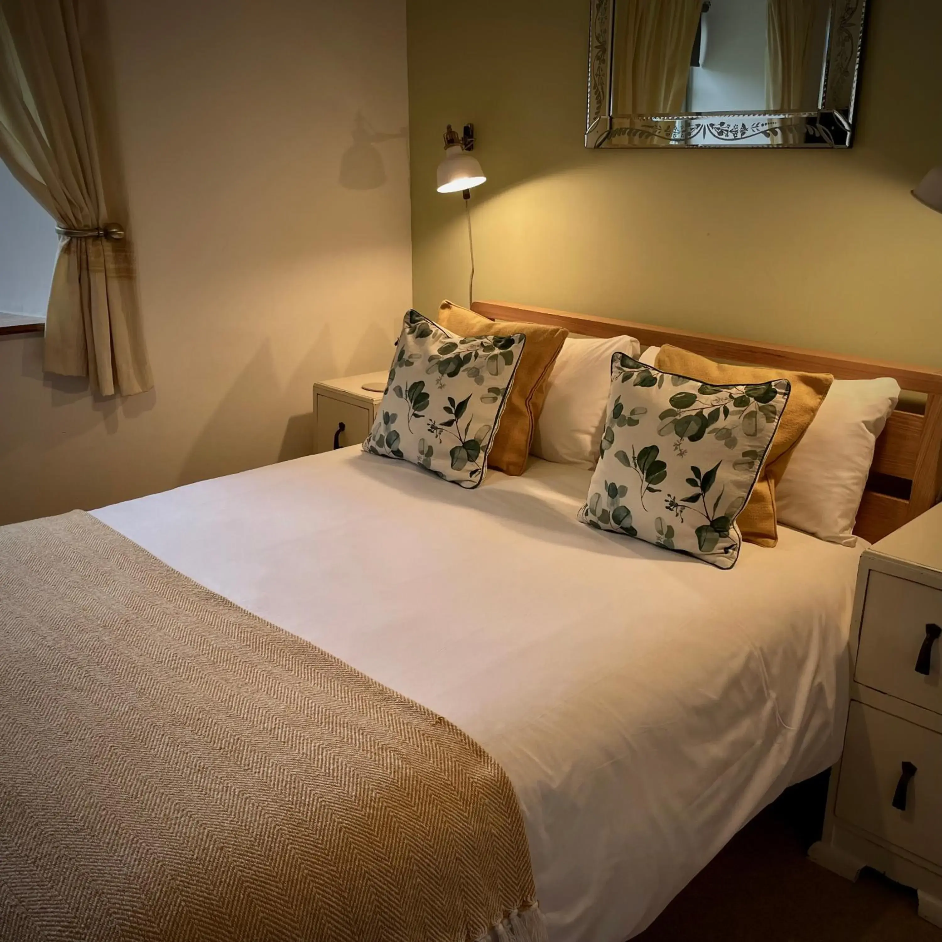 Standard Double Room in Home Farm Bed & Breakfast Standard Double Room in Home Farm Bed & Breakfast