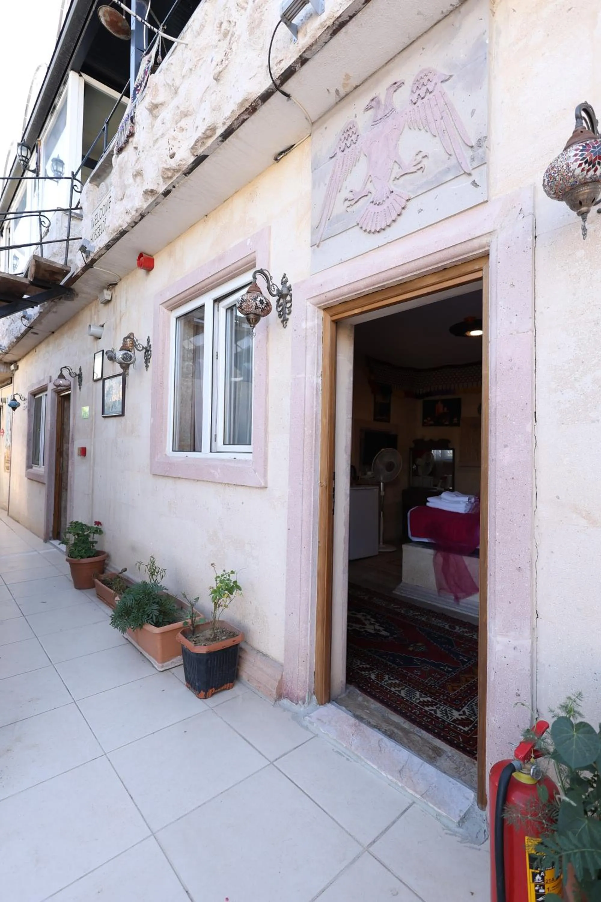 Facade/entrance in Lucky Luke Stone House