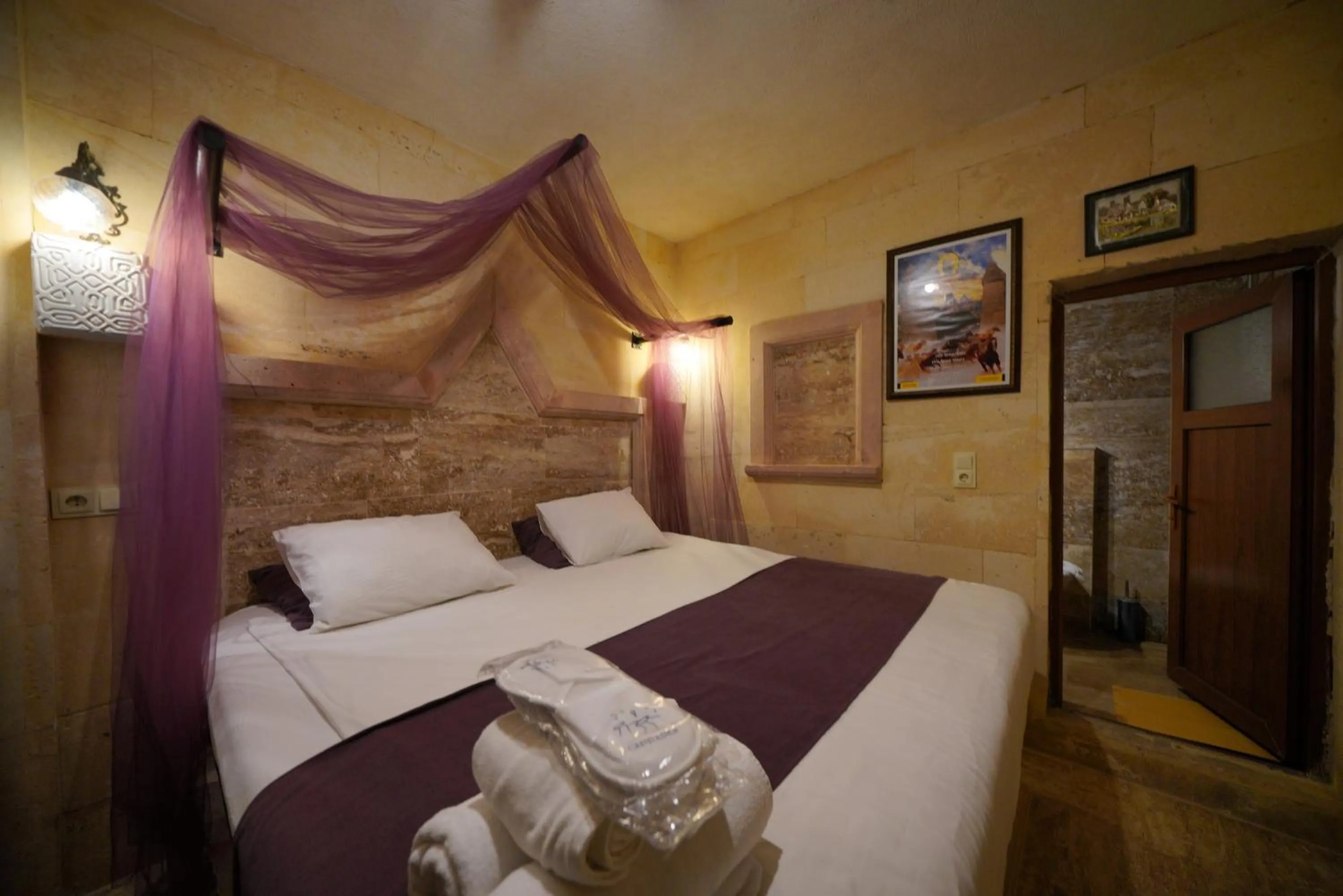 Bed in Lucky Luke Stone House