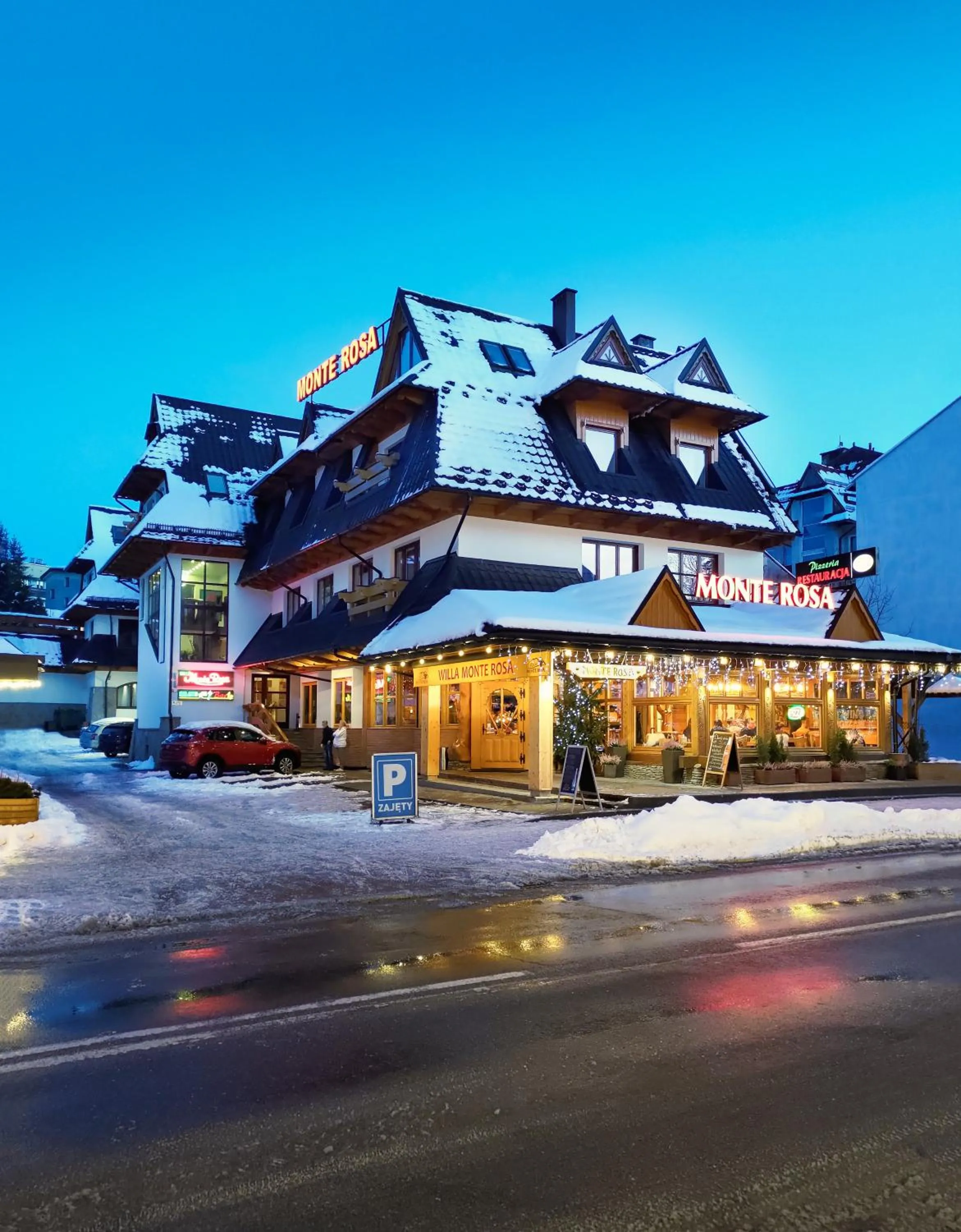 Property building in Willa Monte Rosa