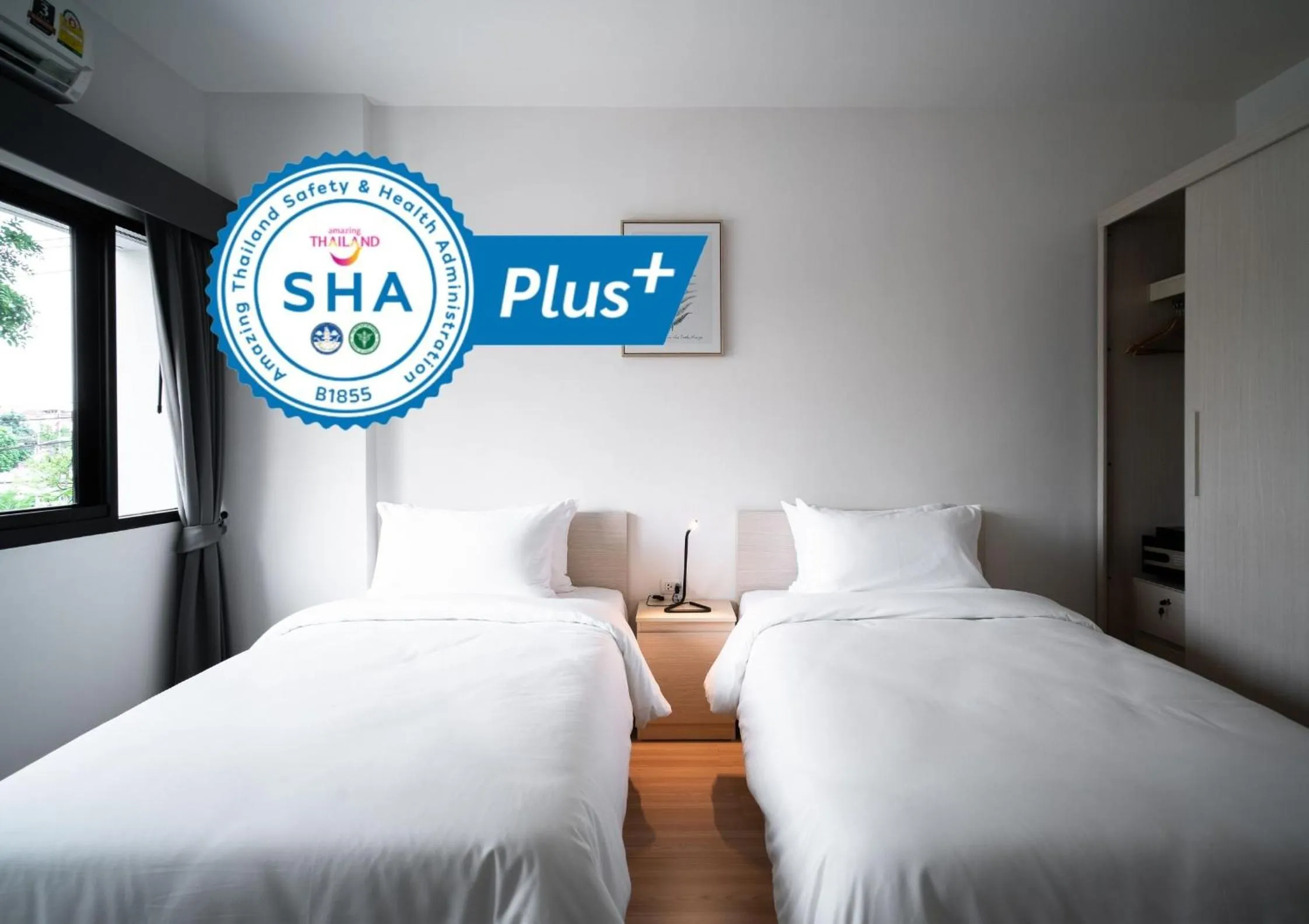 Bed in KOS Hotel Suvarnabhumi Airport -SHA Extra Plus