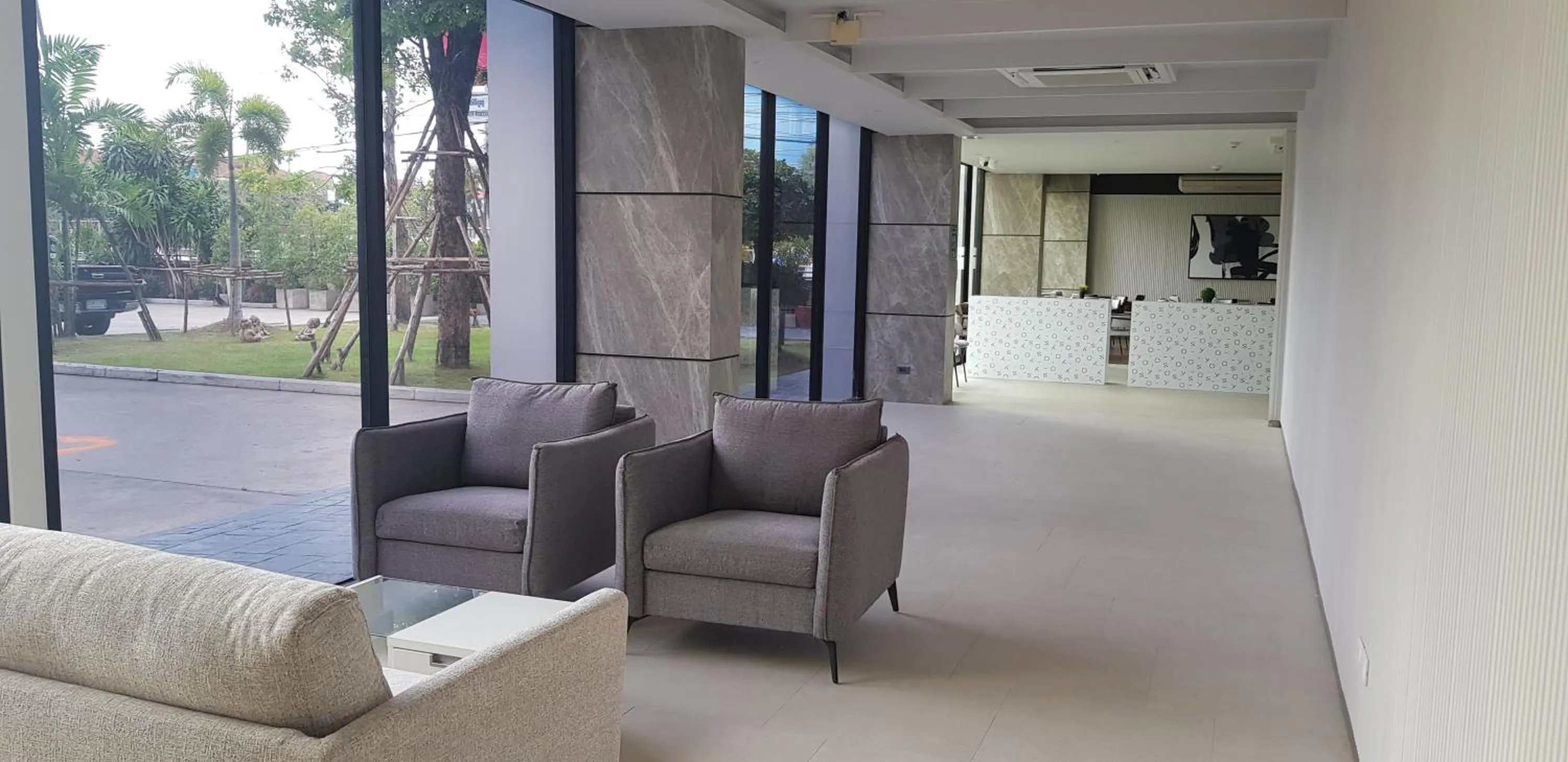 Lobby or reception in KOS Hotel Suvarnabhumi Airport -SHA Extra Plus
