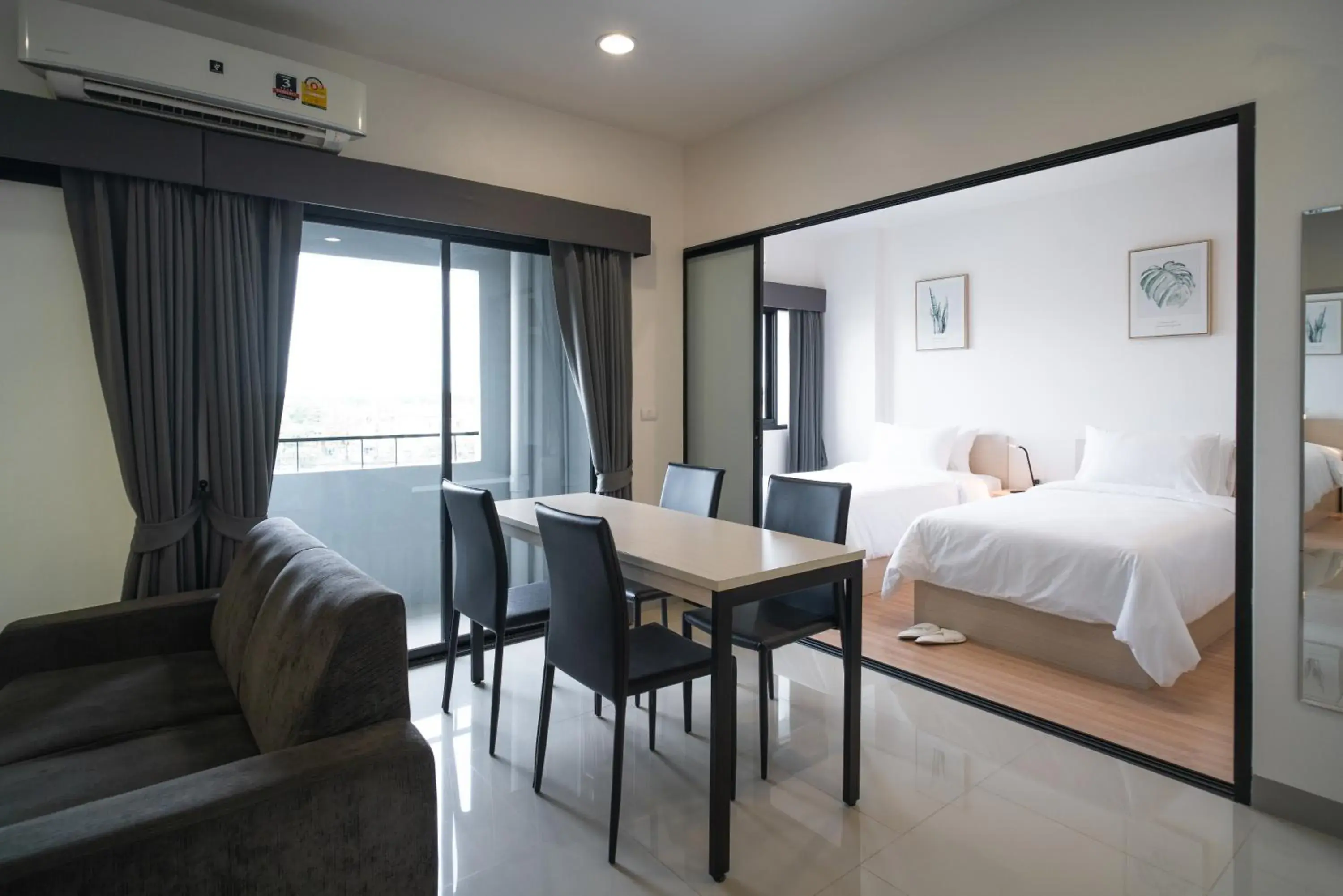 Standard Family Room in KOS Hotel Suvarnabhumi Airport -SHA Extra Plus Standard Family Room in KOS Hotel Suvarnabhumi Airport -SHA Extra Plus