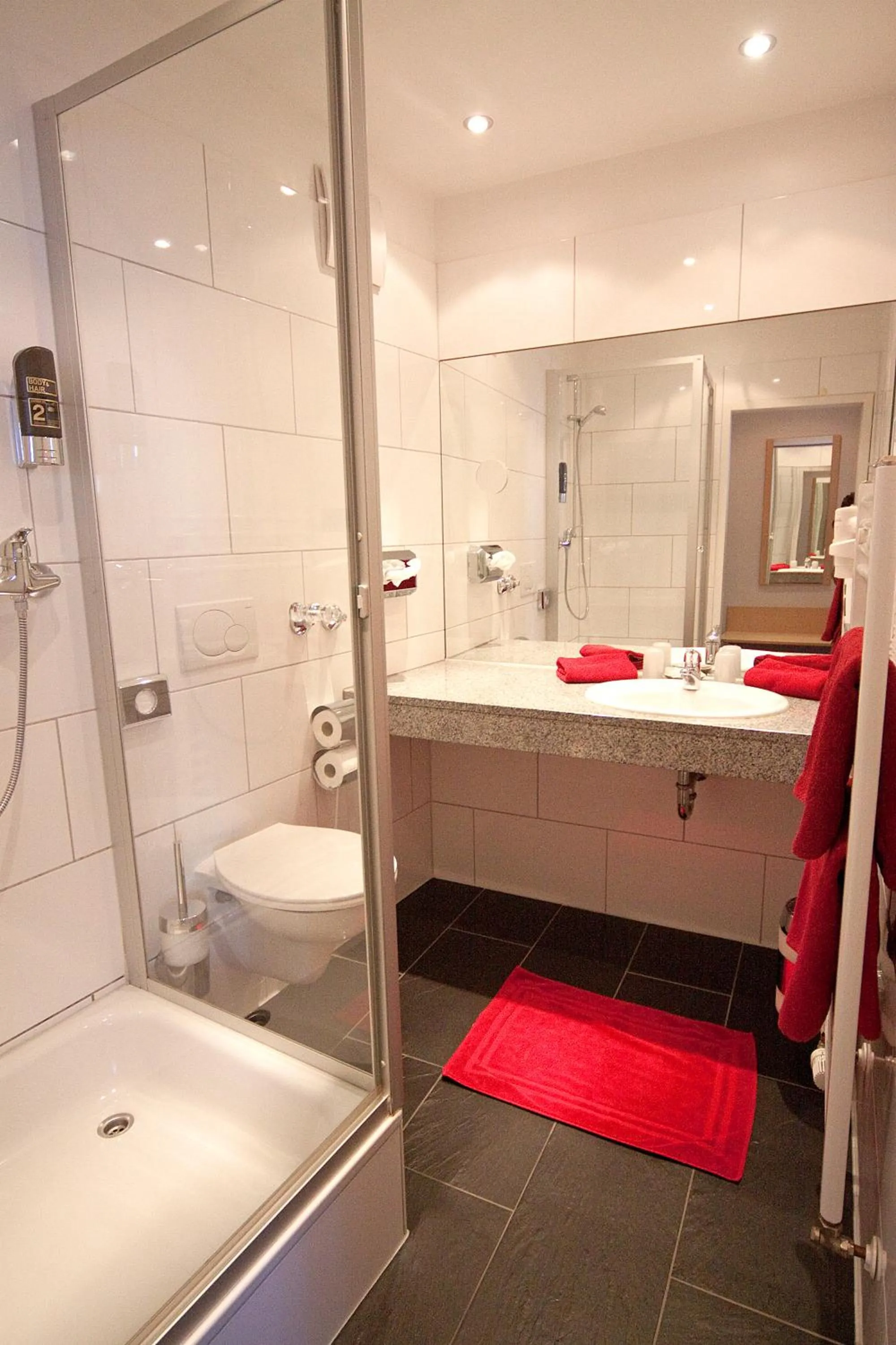 Bathroom in Hotel Deutsches Haus