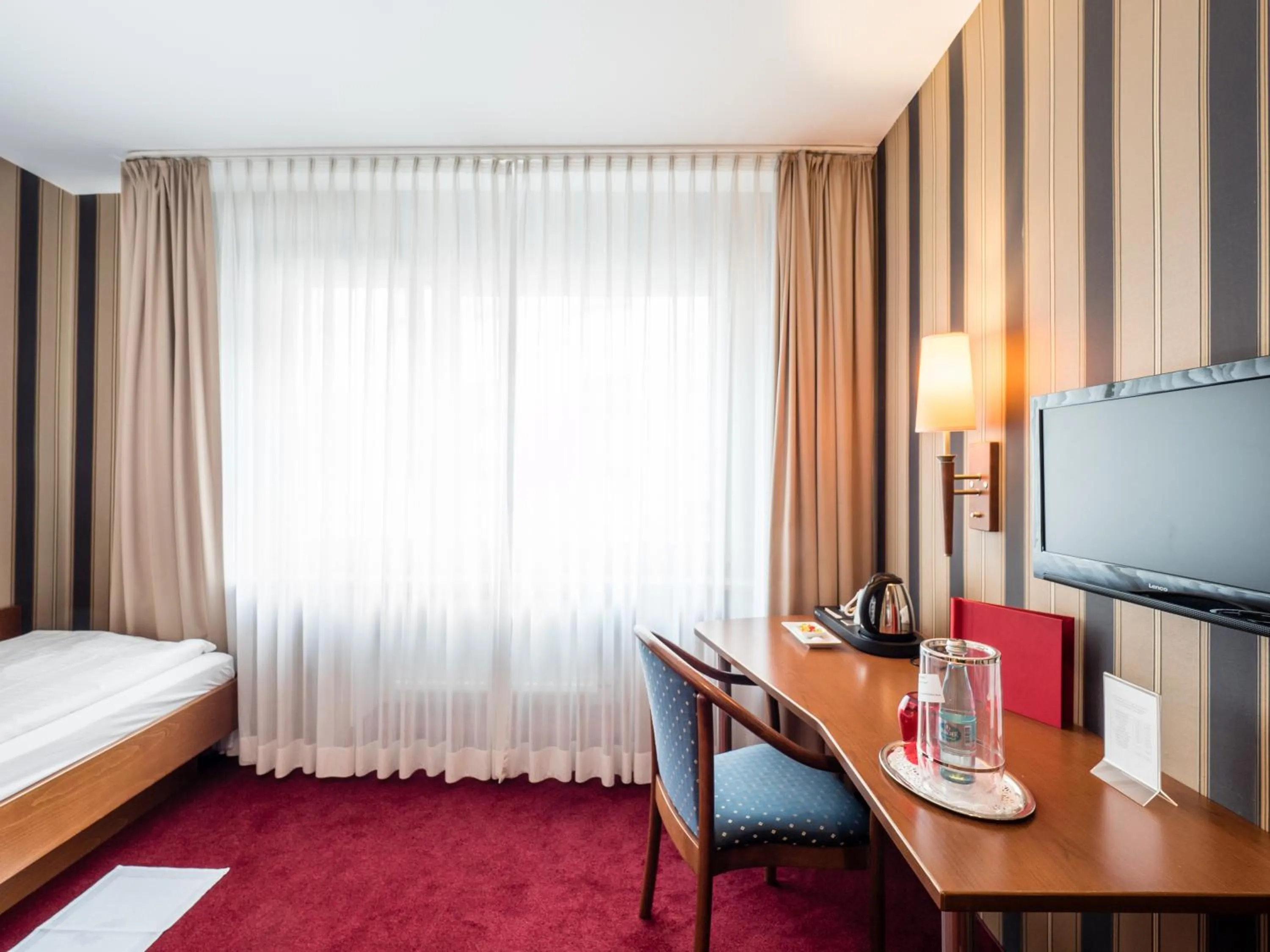 Decorative detail, Bed in Hotel Deutsches Haus