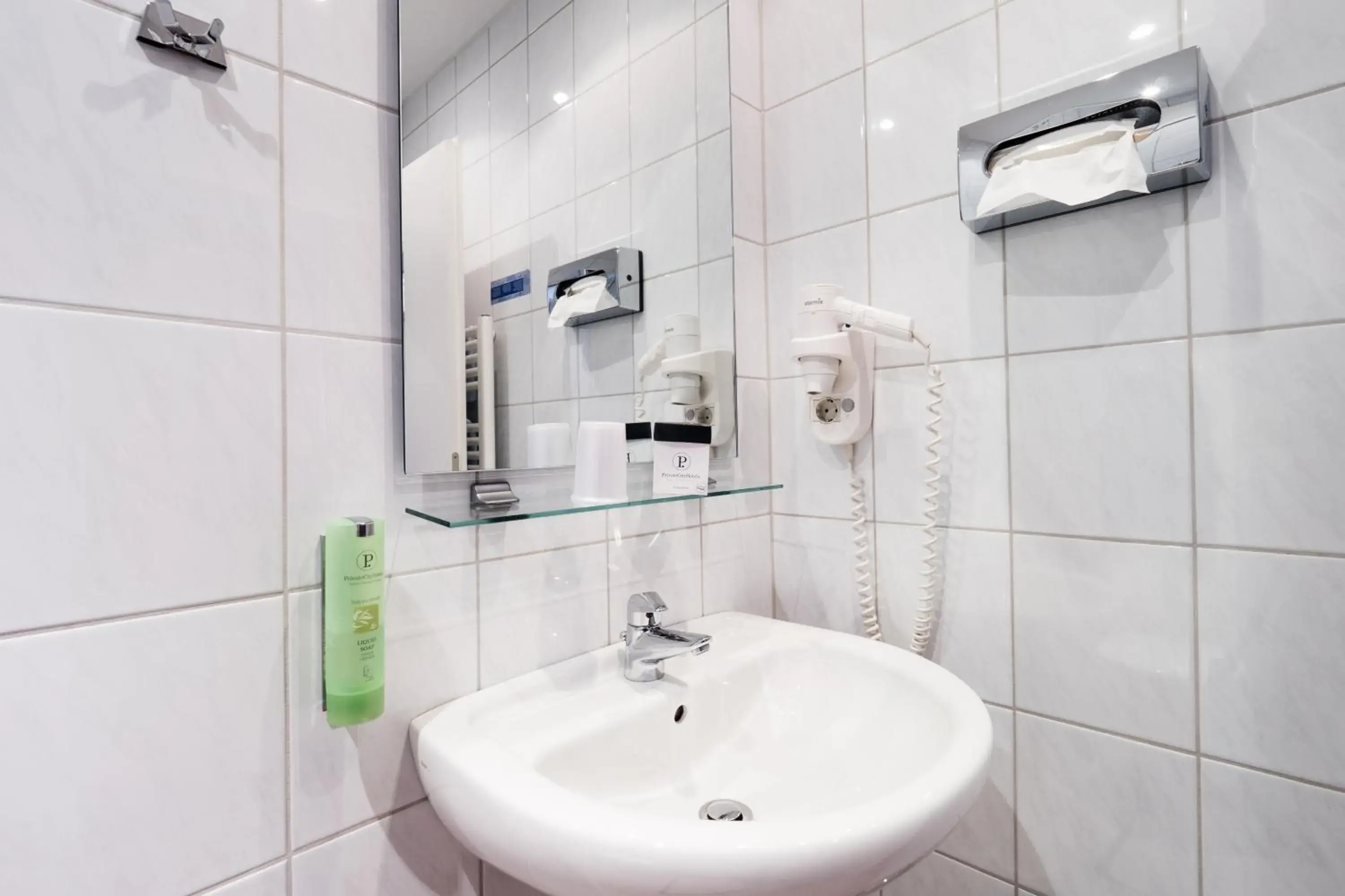 Standard Single Room in Hotel Deutsches Haus Standard Single Room in Hotel Deutsches Haus