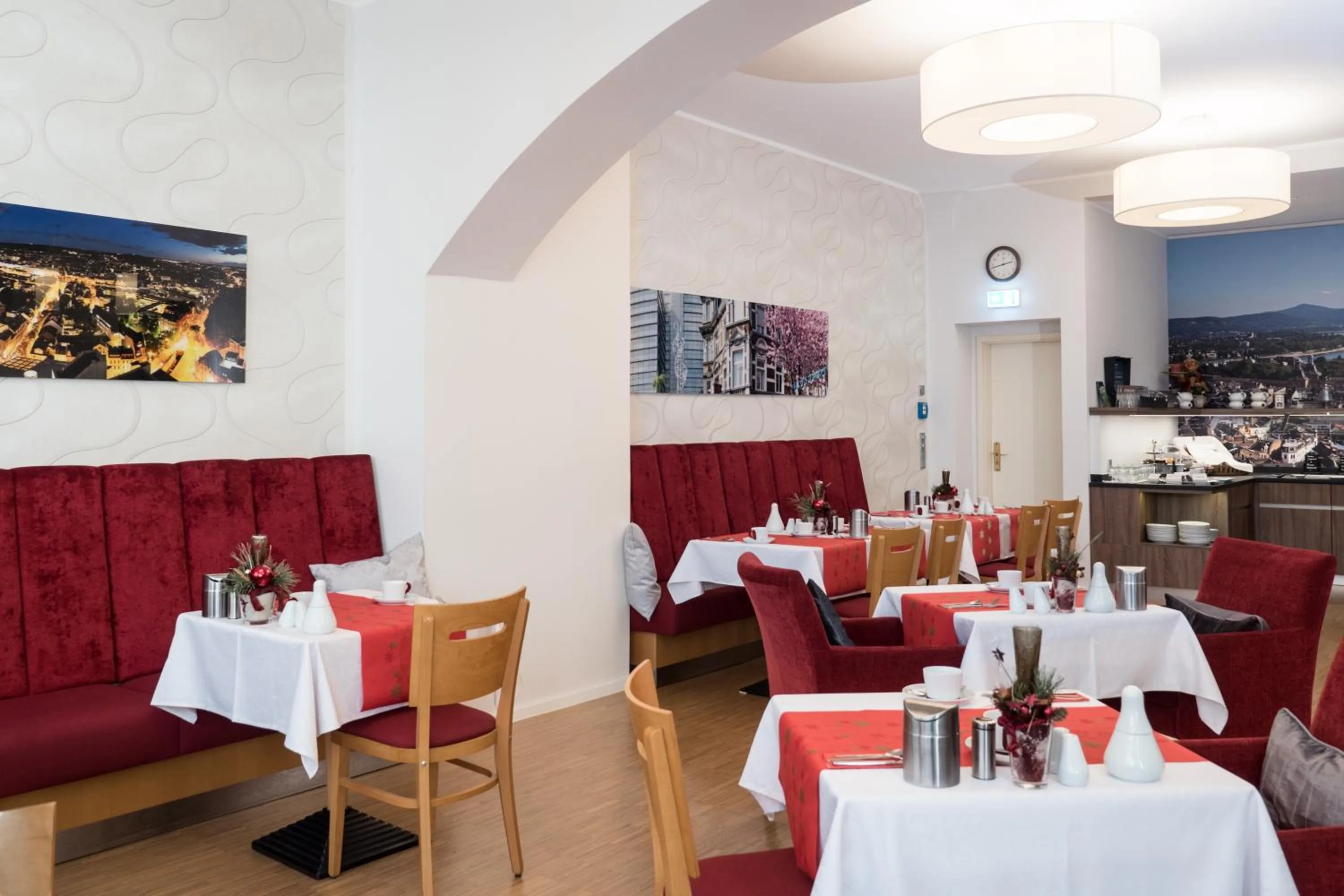 Restaurant/places to eat in Hotel Deutsches Haus