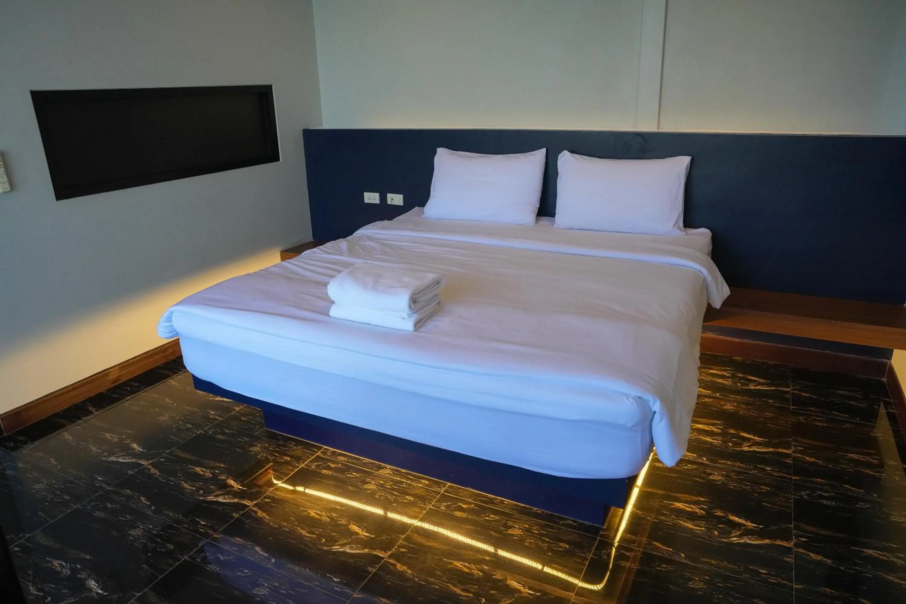 Bed in Skyline Resort