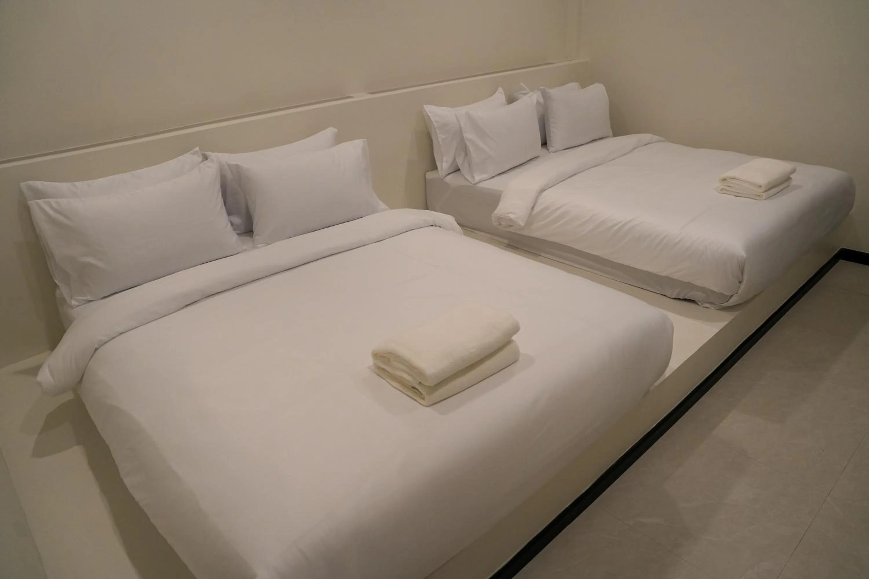 Bed in Skyline Resort