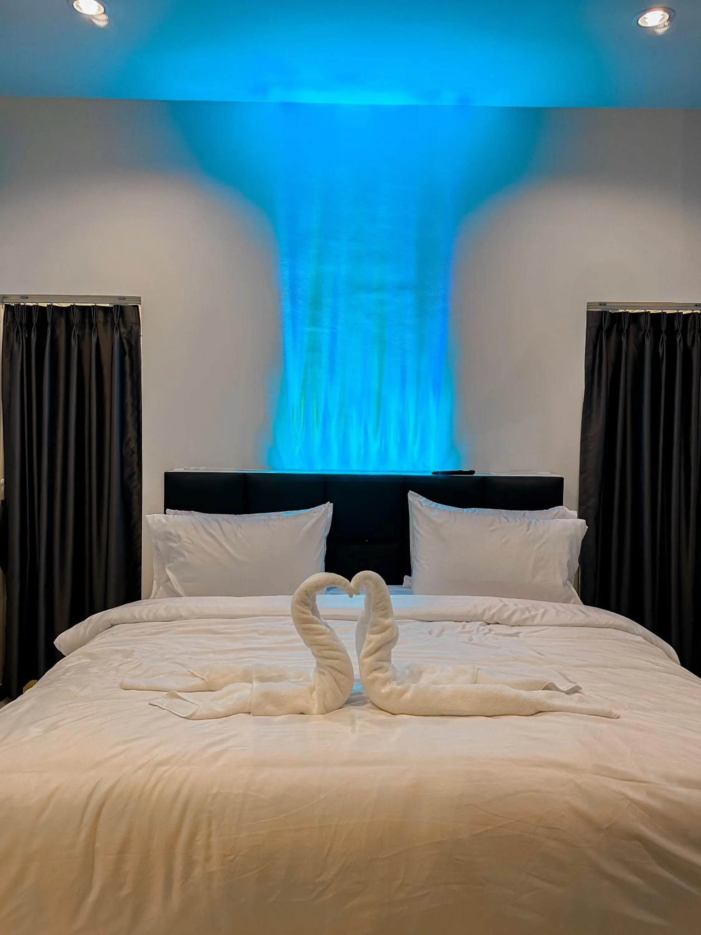 Bed in Skyline Resort