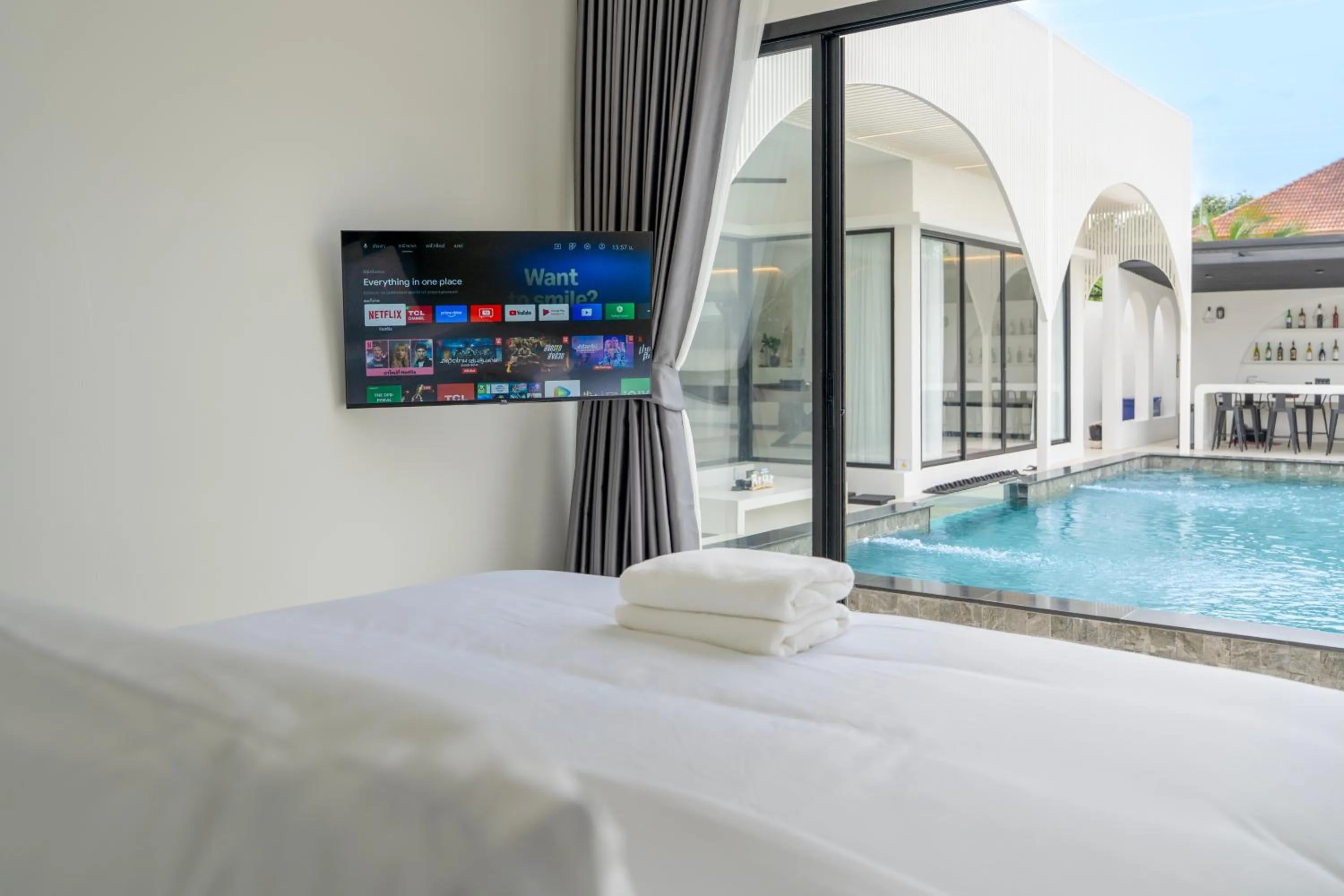 Bed in Skyline Resort