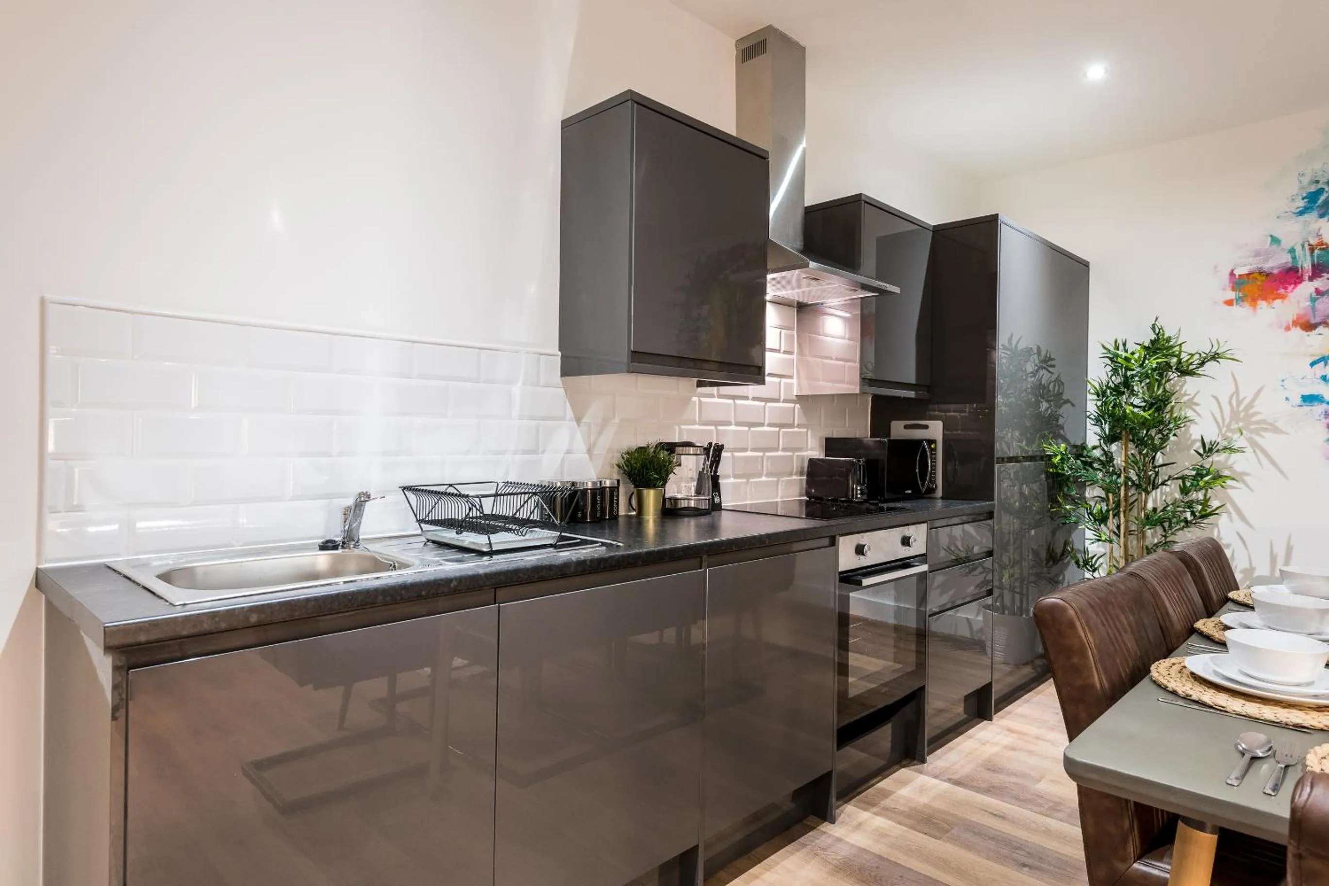 Kitchen or kitchenette in SGT Peppers Mathew Street Apartments By Happy Days