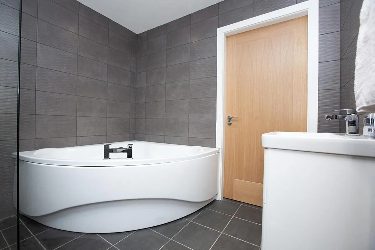 Bathroom in SGT Peppers Mathew Street Apartments By Happy Days