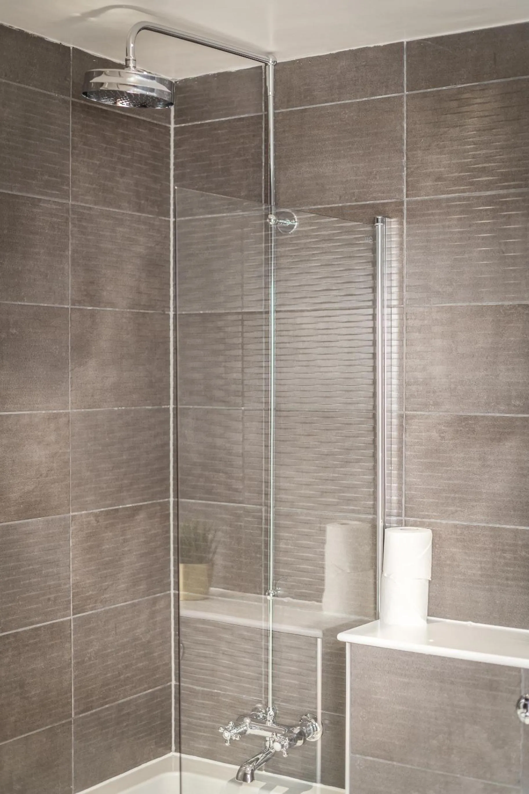 Bathroom in SGT Peppers Mathew Street Apartments By Happy Days