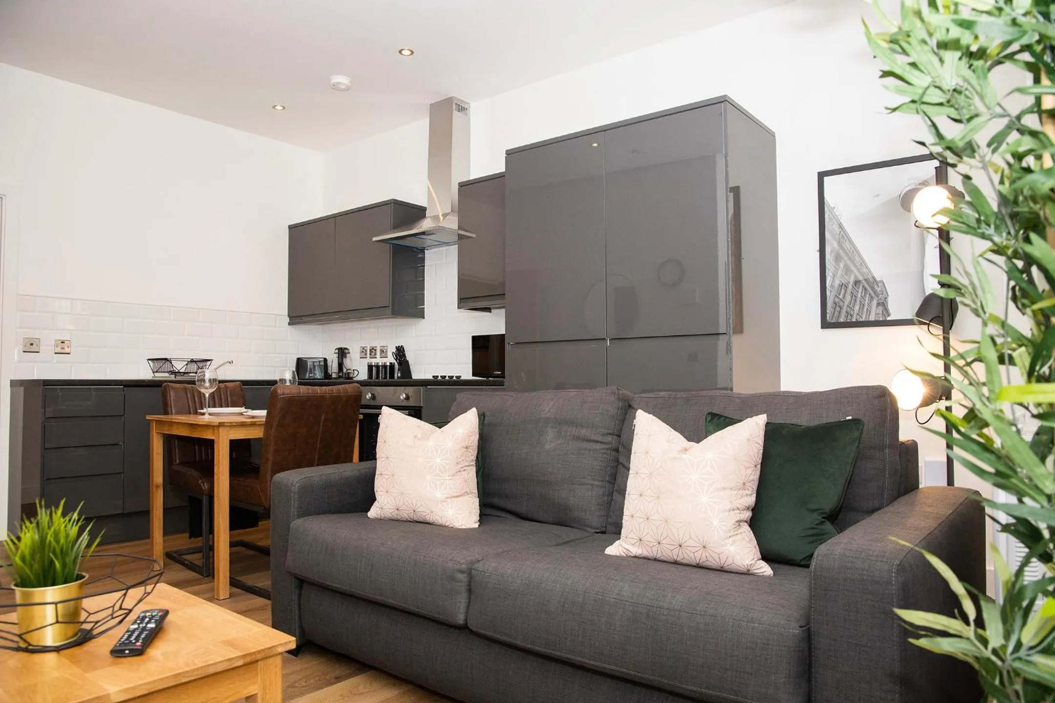 Seating area in SGT Peppers Mathew Street Apartments By Happy Days