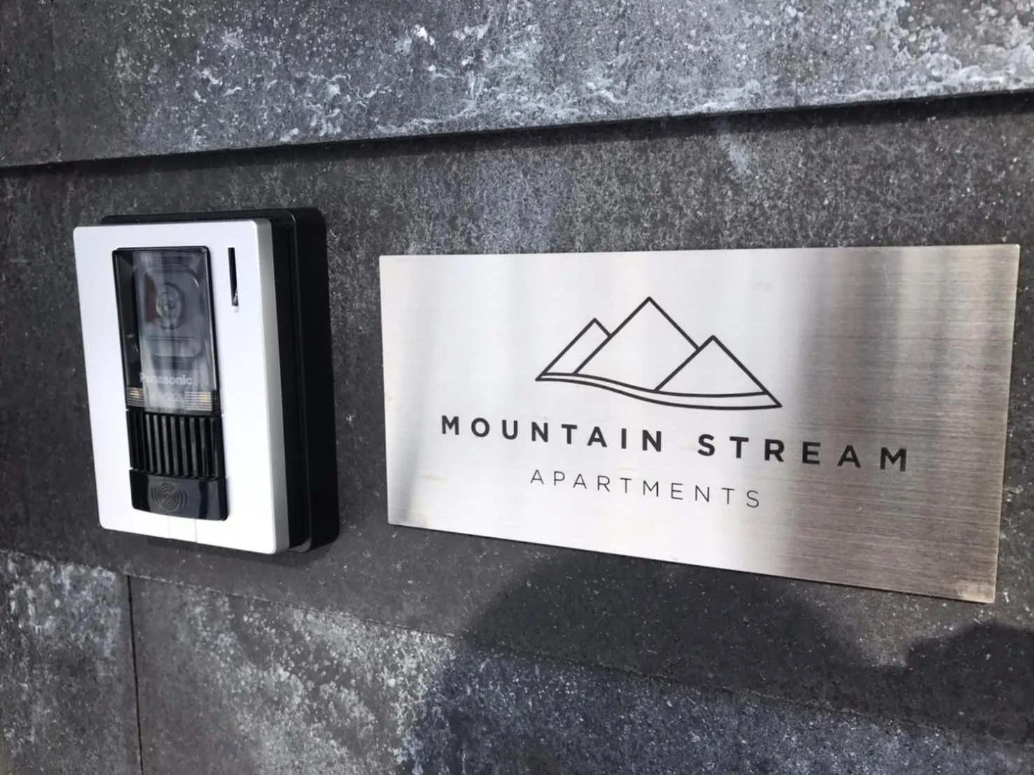 Mountain Stream Apartments / Vacation STAY 78855