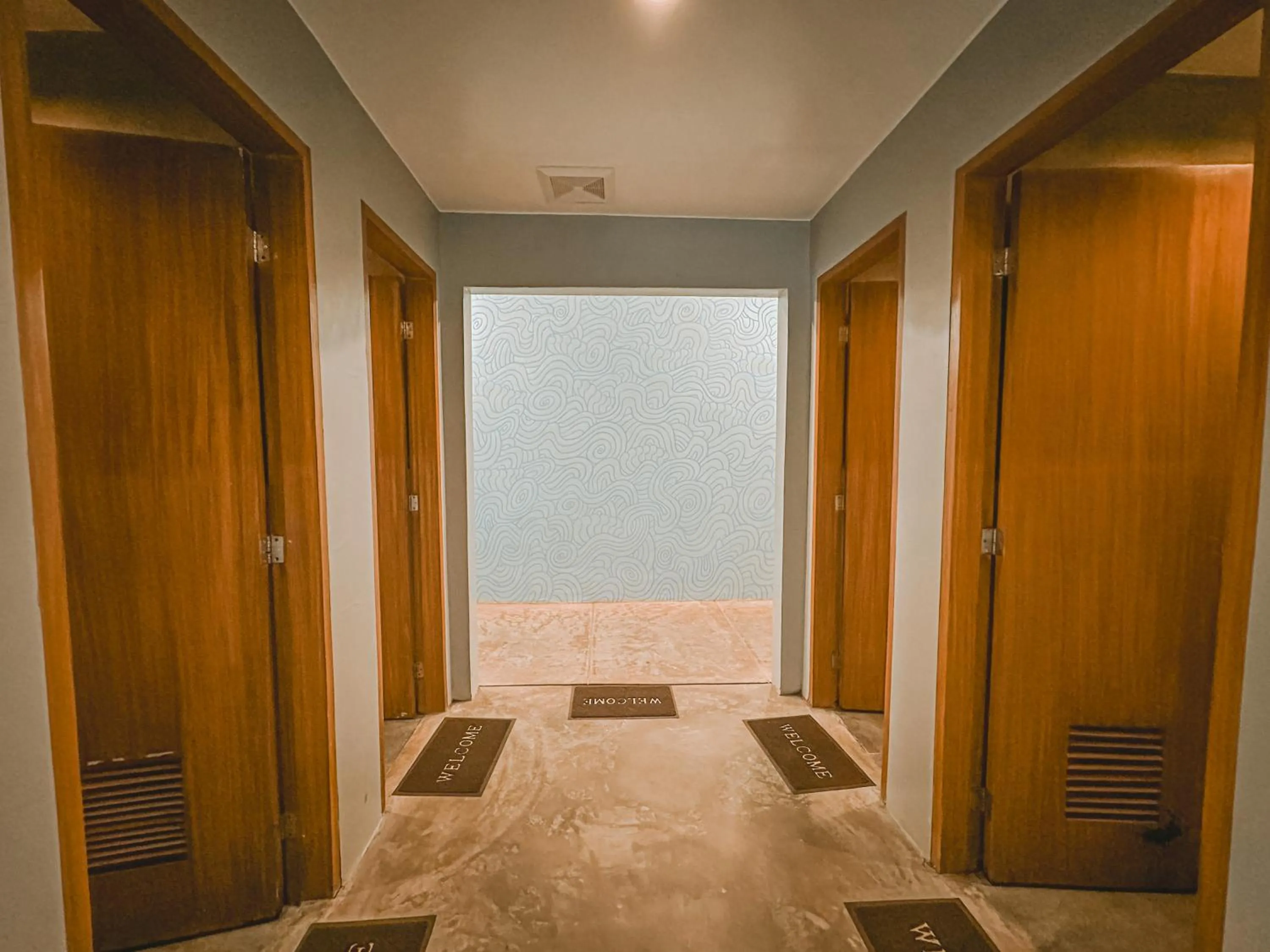 Shower in Outpost Hostel - Coron