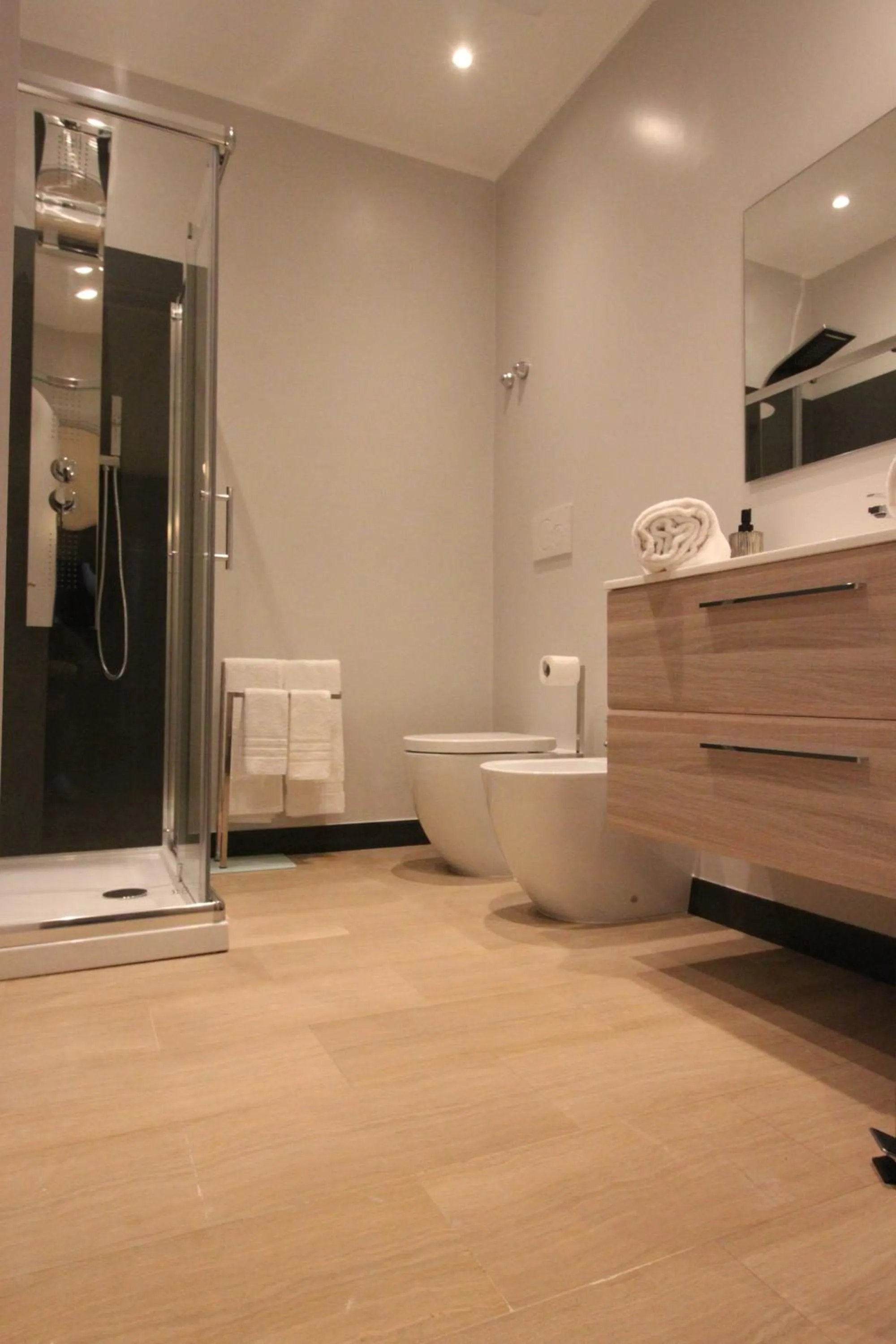 Toilet in Ad Astra Rooms