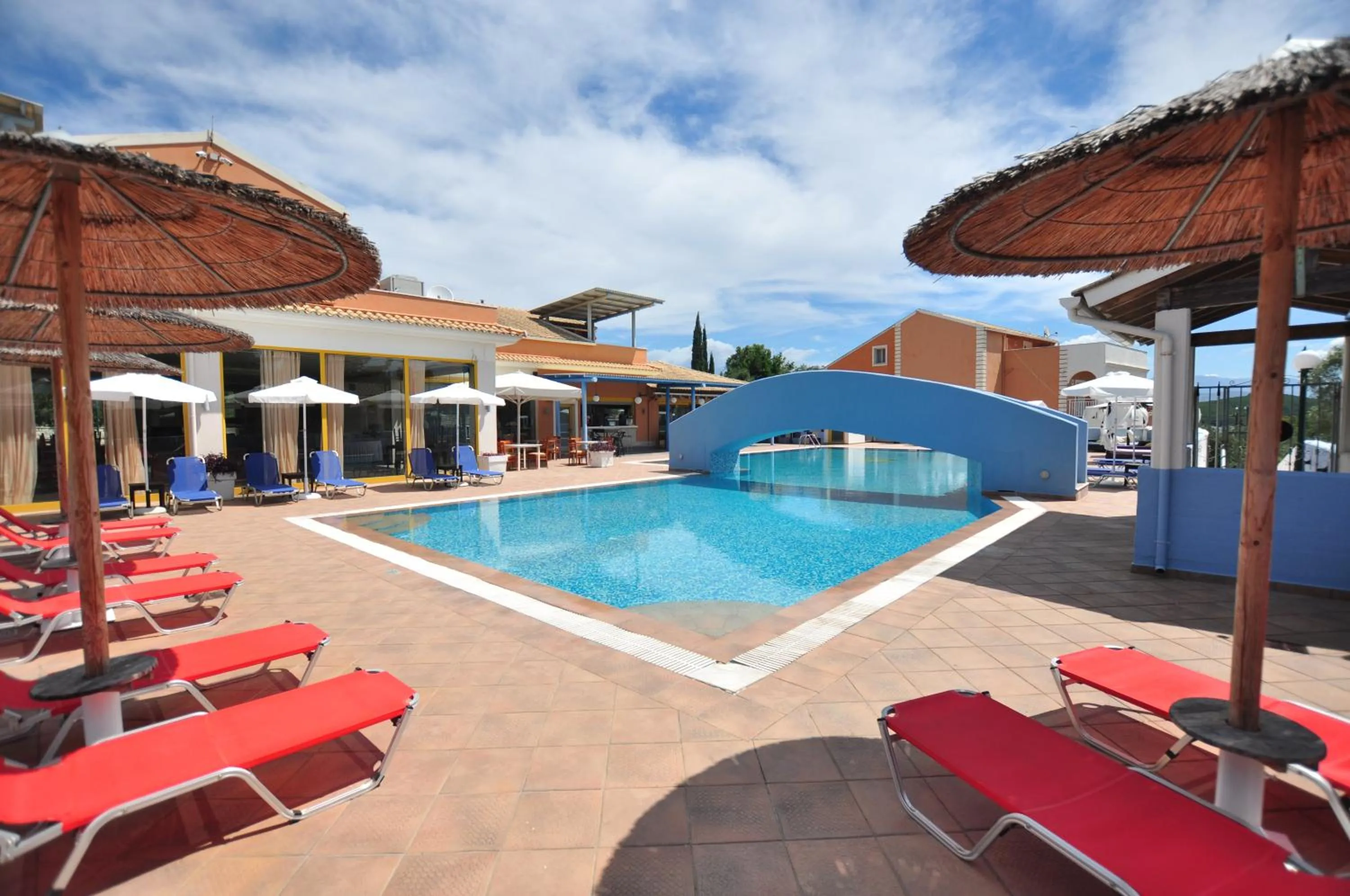 Swimming pool in Michelangelo Resort