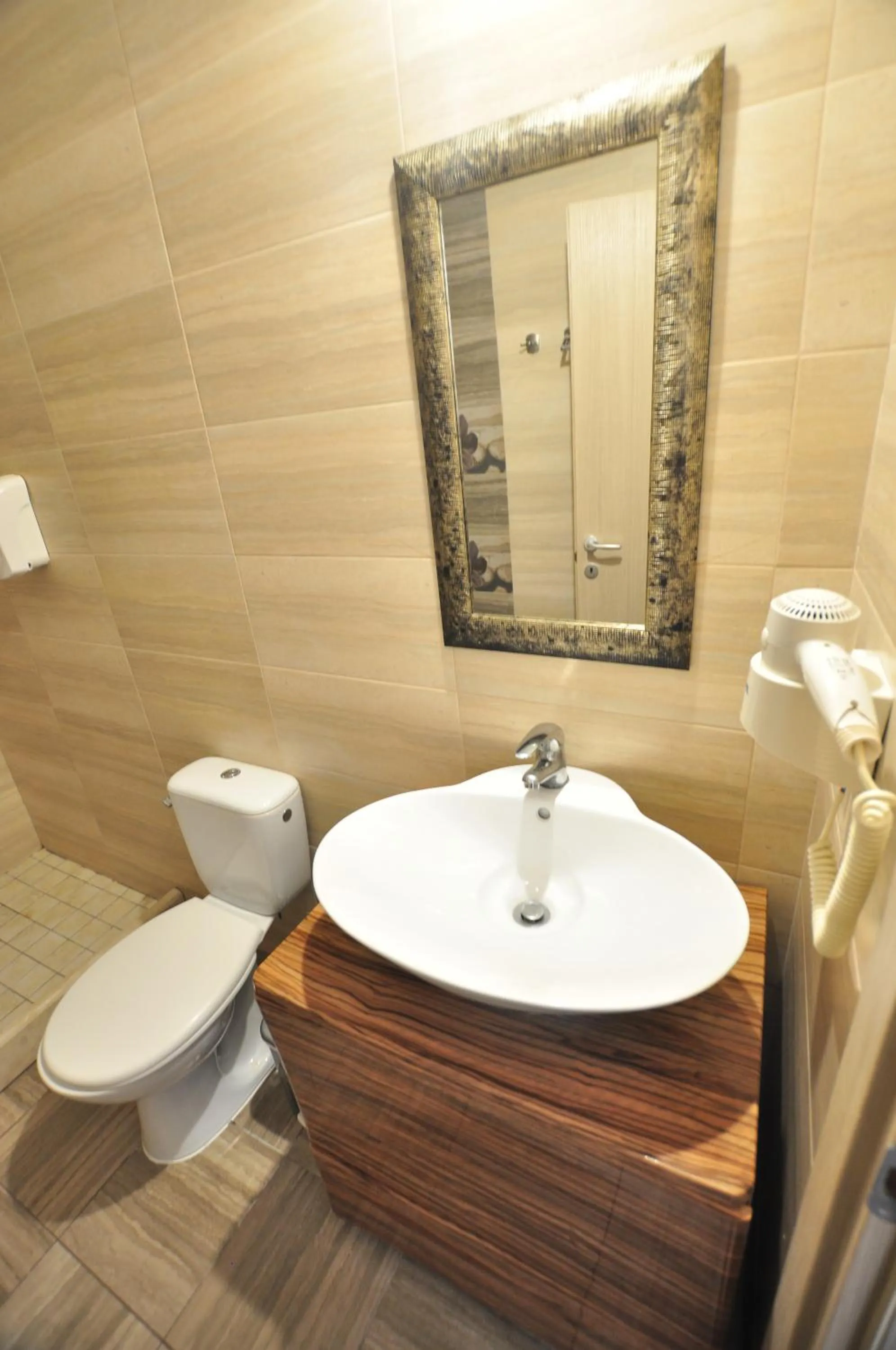 Bathroom in Michelangelo Resort