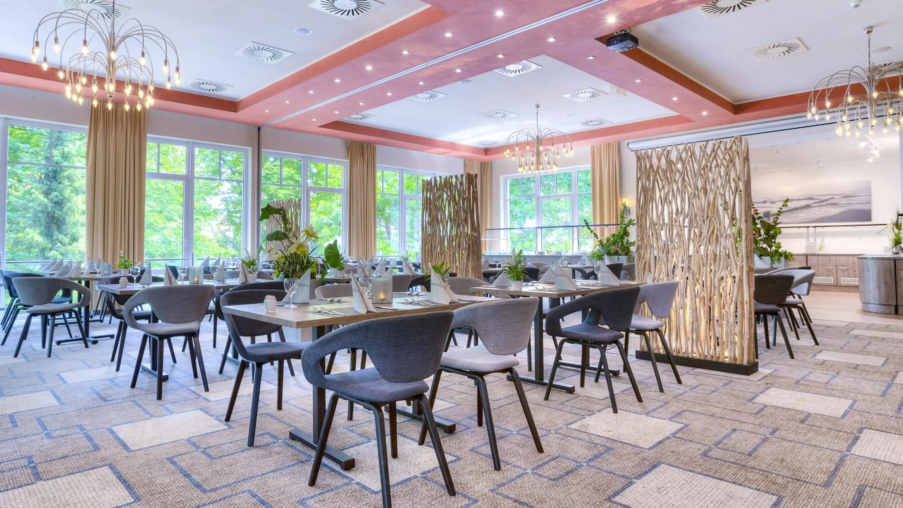 Restaurant/places to eat in Ostseehotel Villen im Park - ein Rovell Hotel