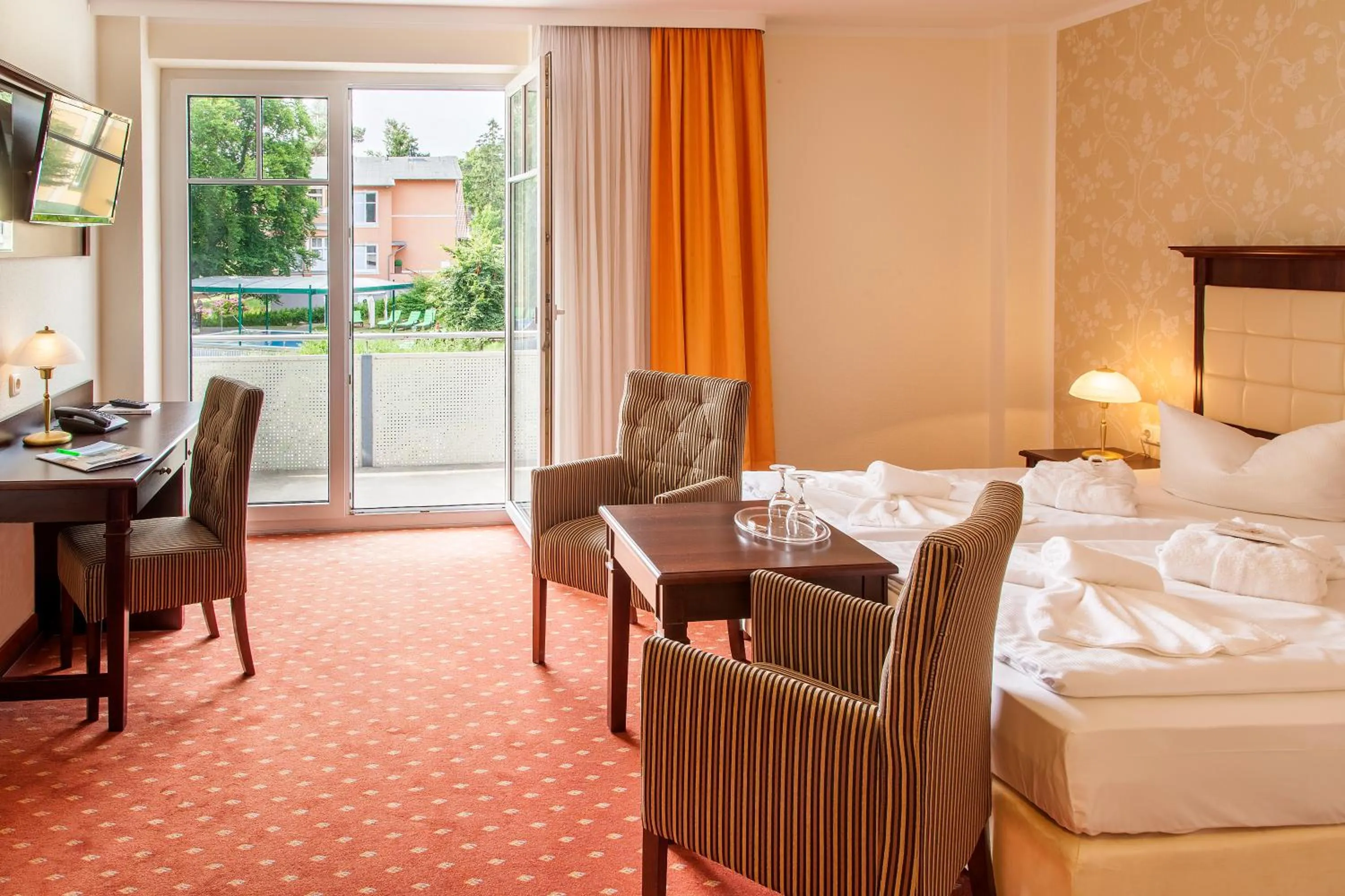 Bed in Ostseehotel Villen im Park - ein Rovell Hotel