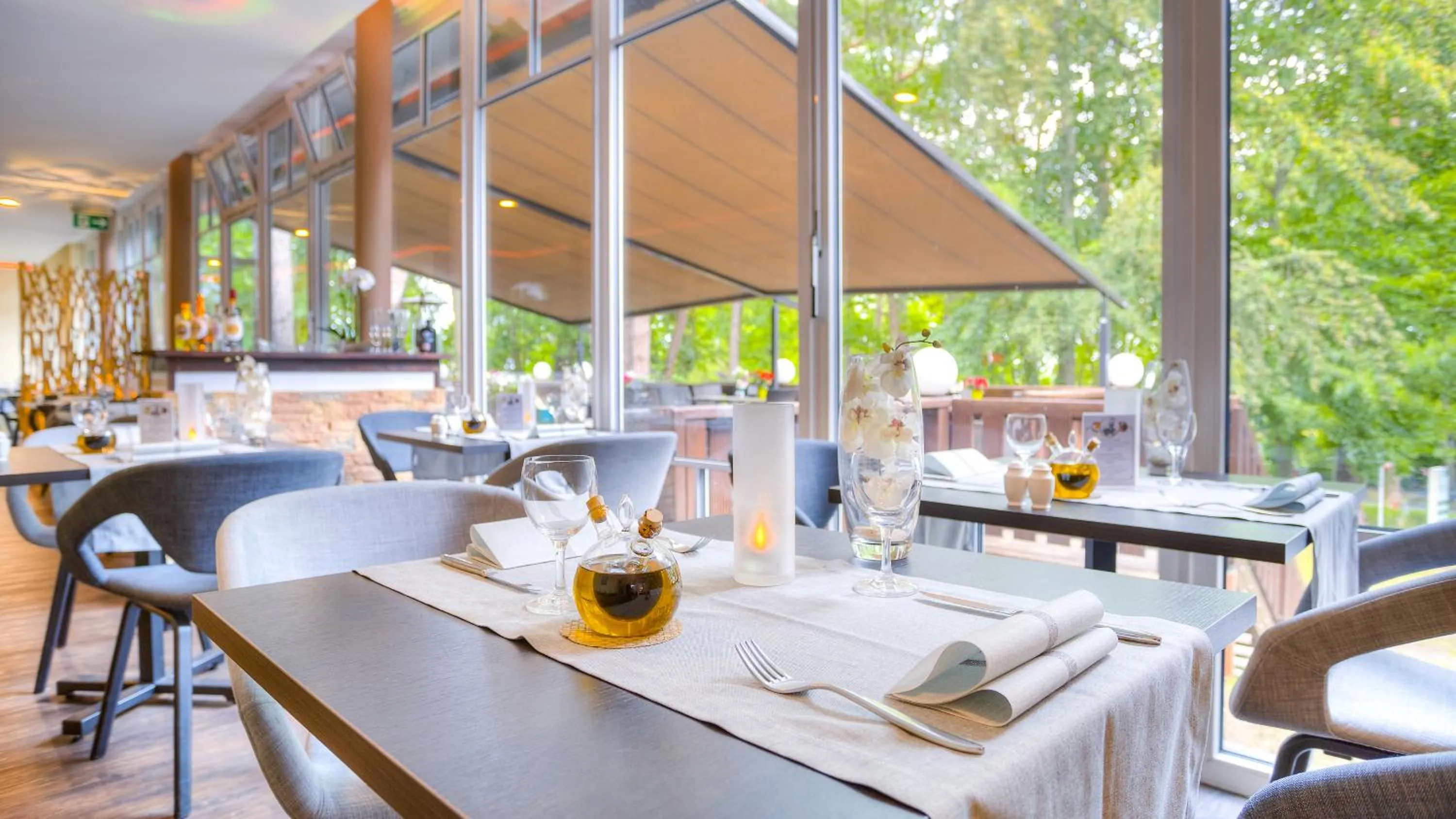 Restaurant/places to eat in Ostseehotel Villen im Park - ein Rovell Hotel