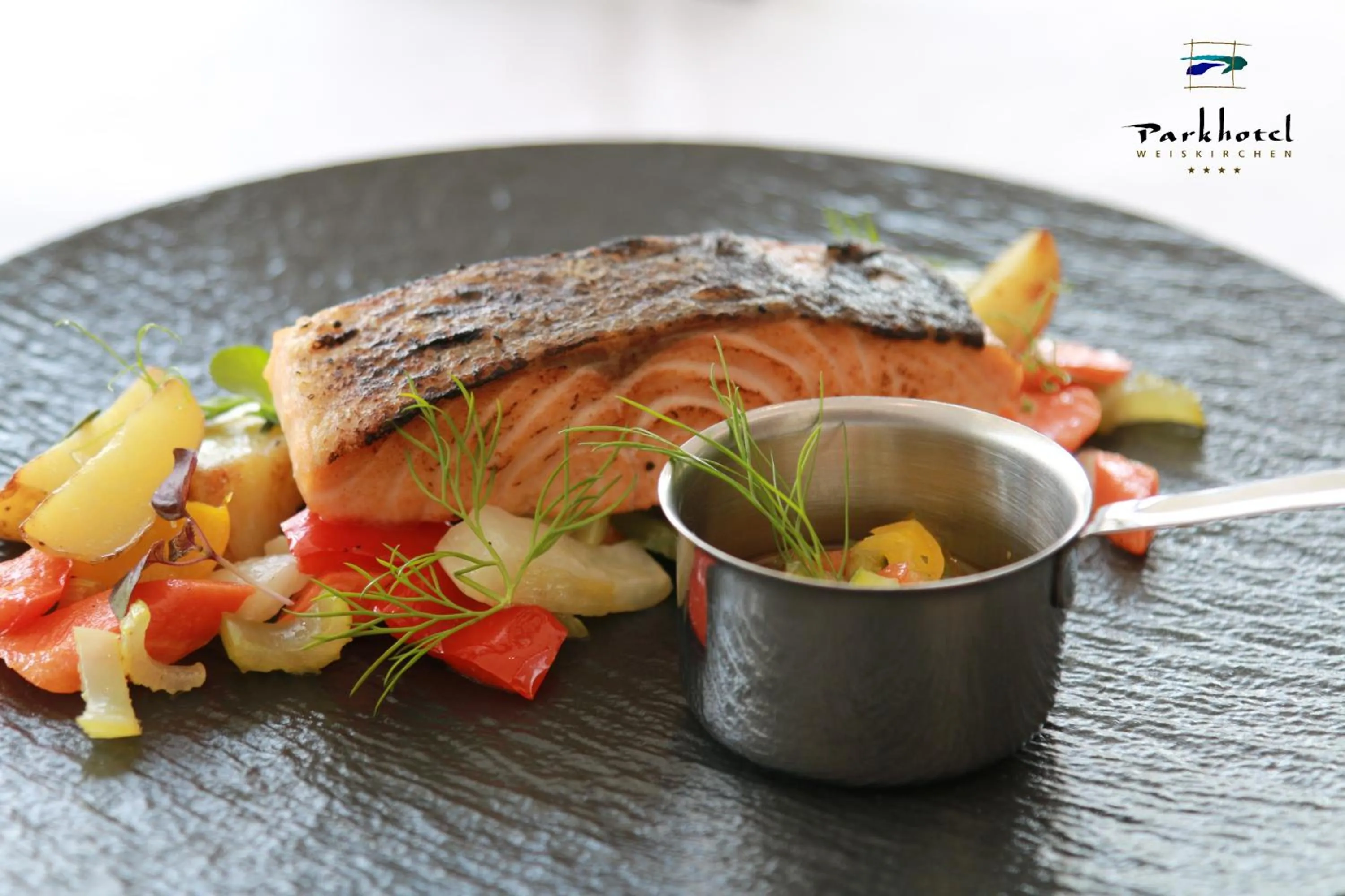 Restaurant/places to eat in Parkhotel Weiskirchen