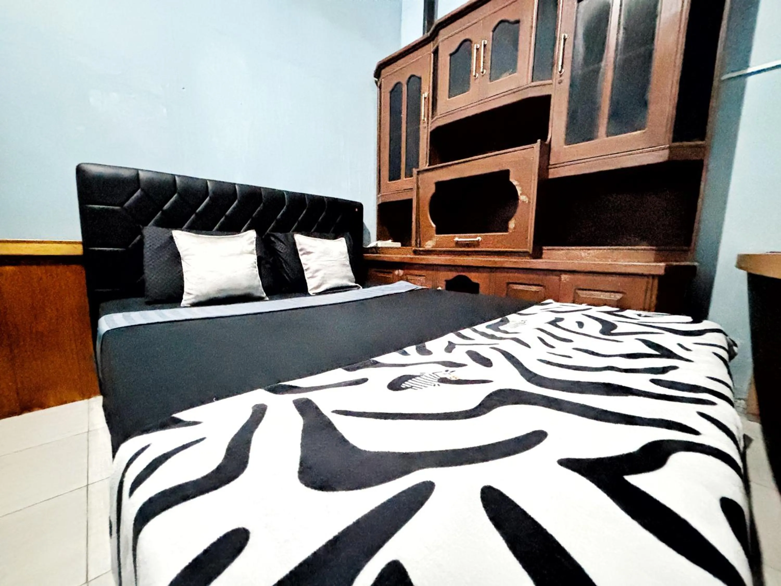 Bed in Kost Harian Semarang Murah