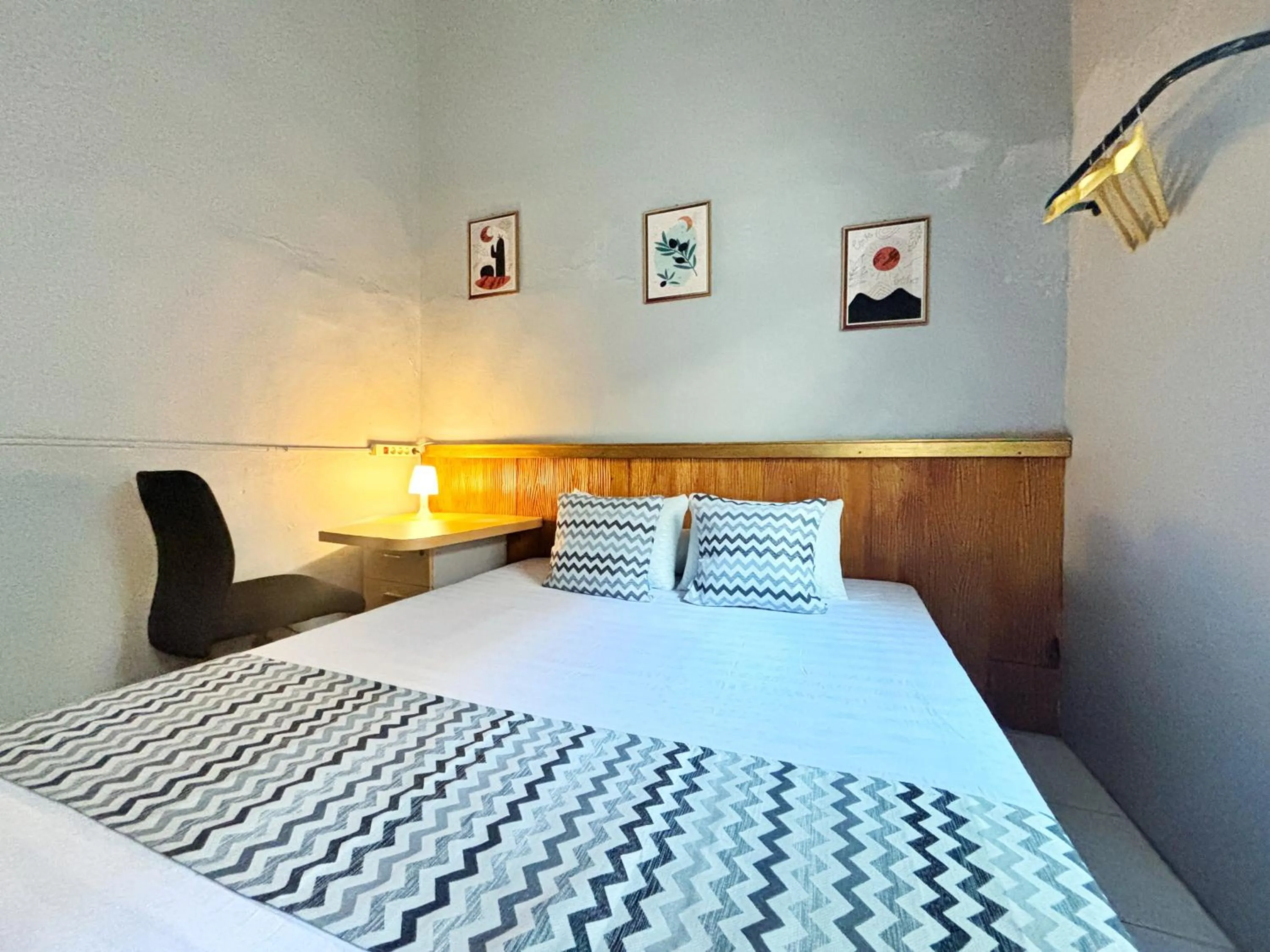 Bed in Kost Harian Semarang Murah