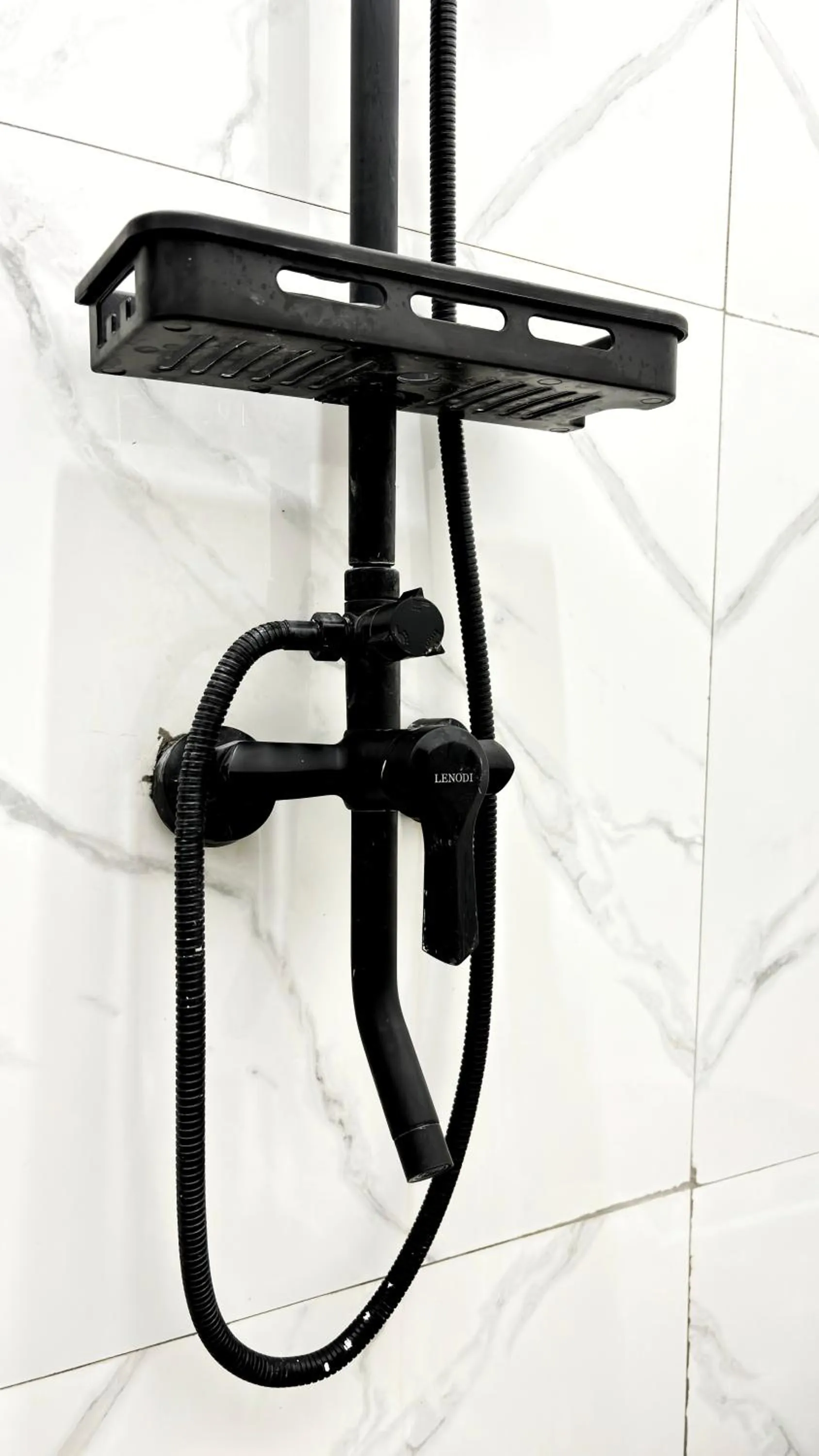 Bathroom in Kost Harian Semarang Murah