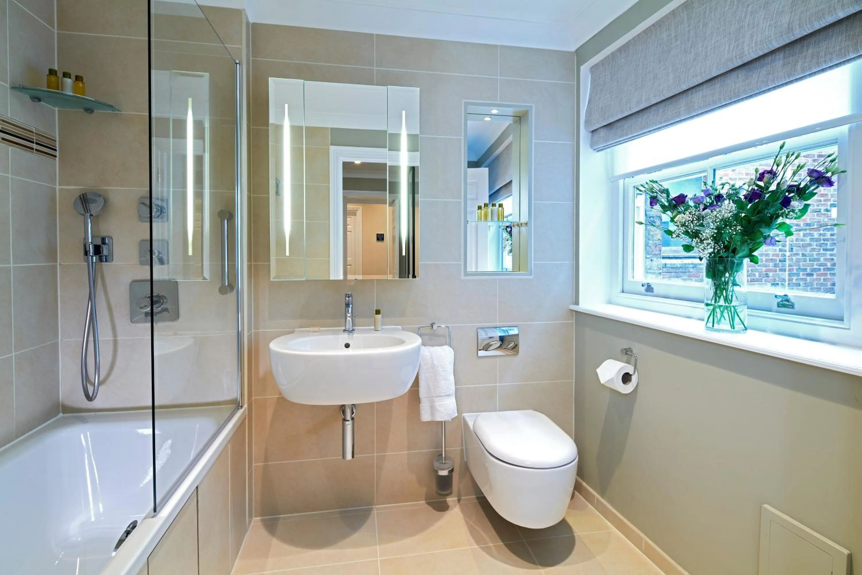 Shower in Cheval Calico House