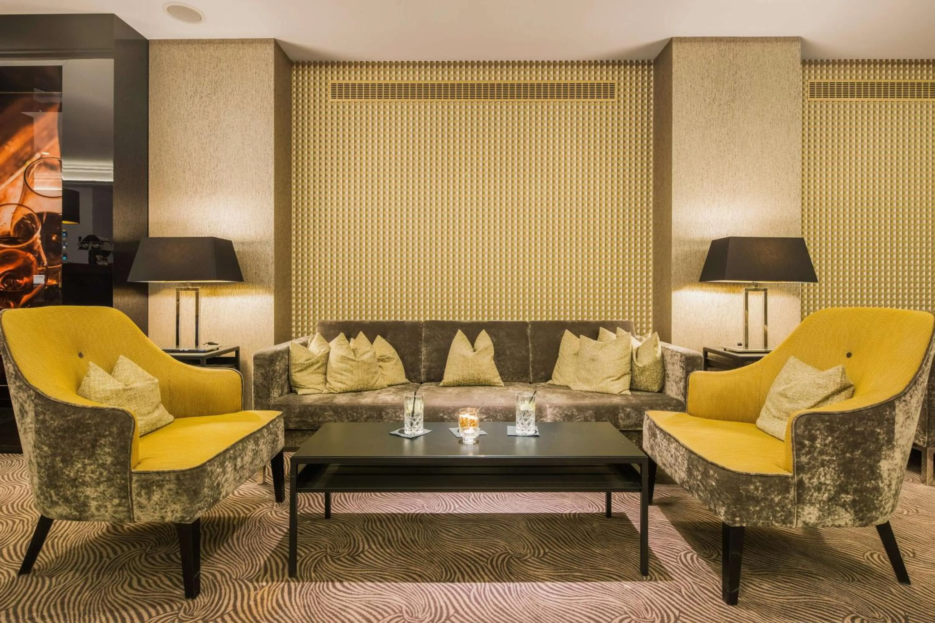 Lounge or bar in Best Western Plus Hotel Excelsior