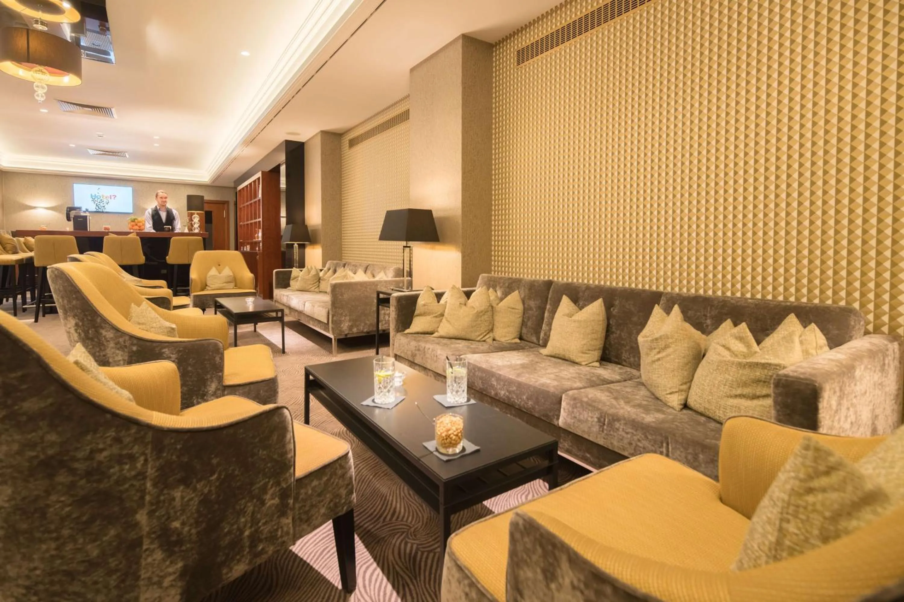 Lounge or bar in Best Western Plus Hotel Excelsior
