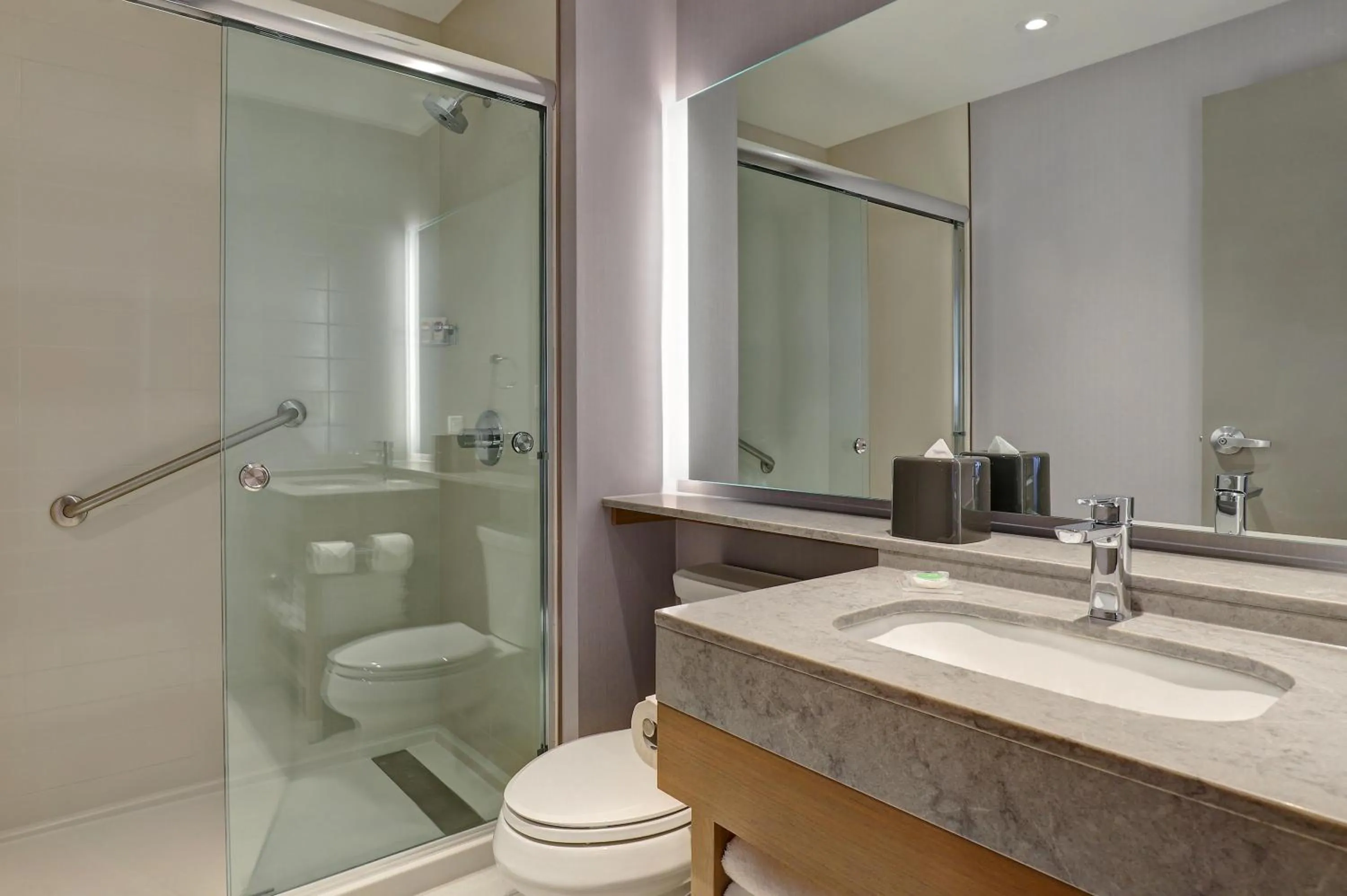 Bedroom in Hyatt Place Prince George