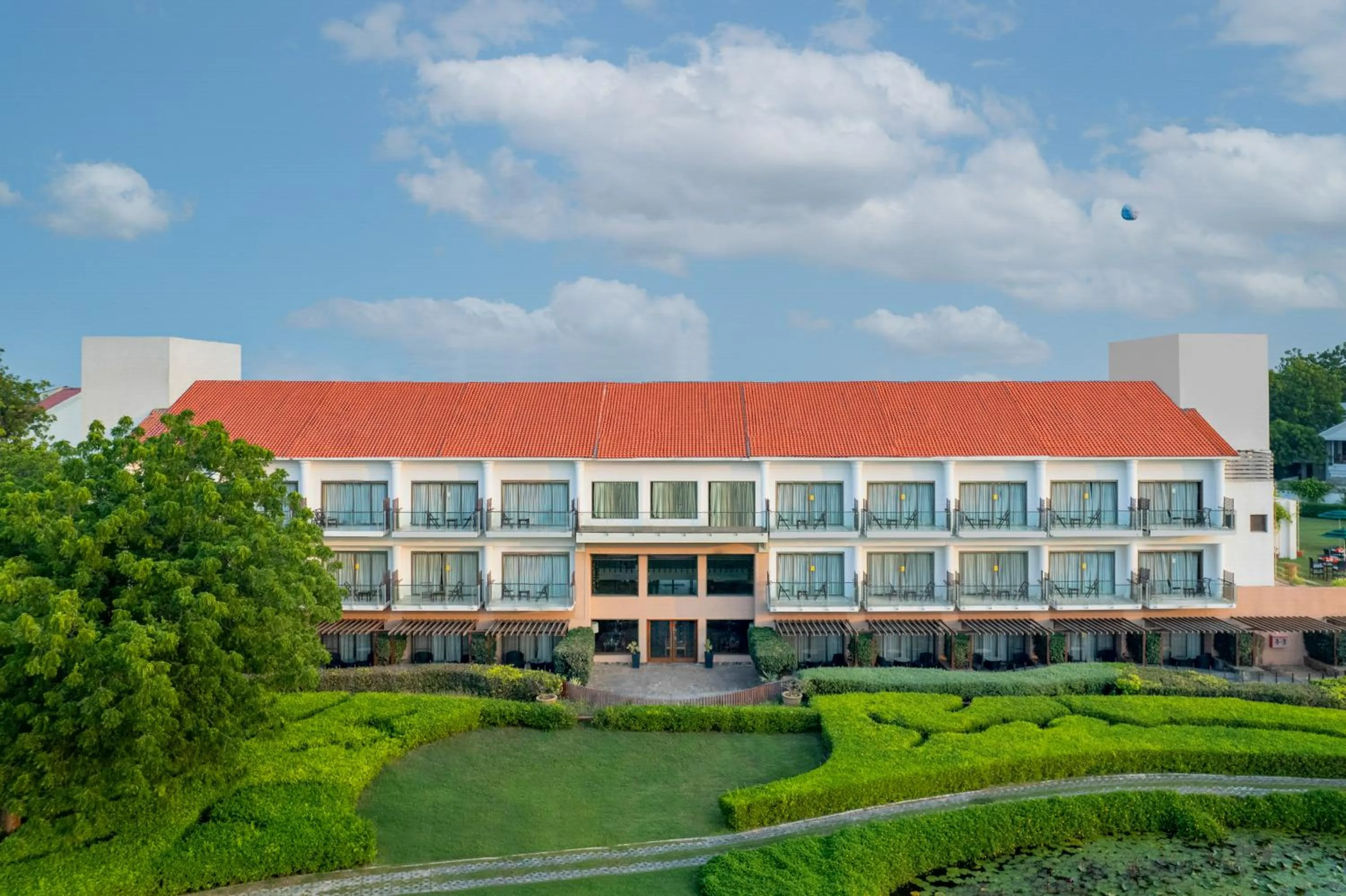 Property building in Club Mahindra Kensville