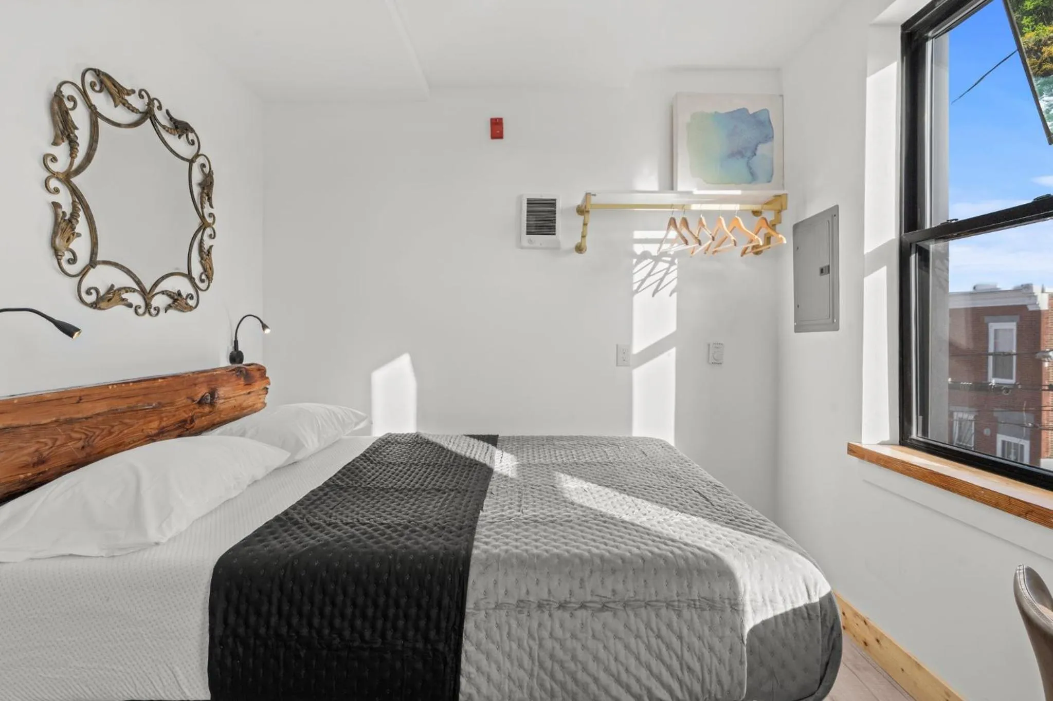 Bed in Goodseed Suites Philadephia Center