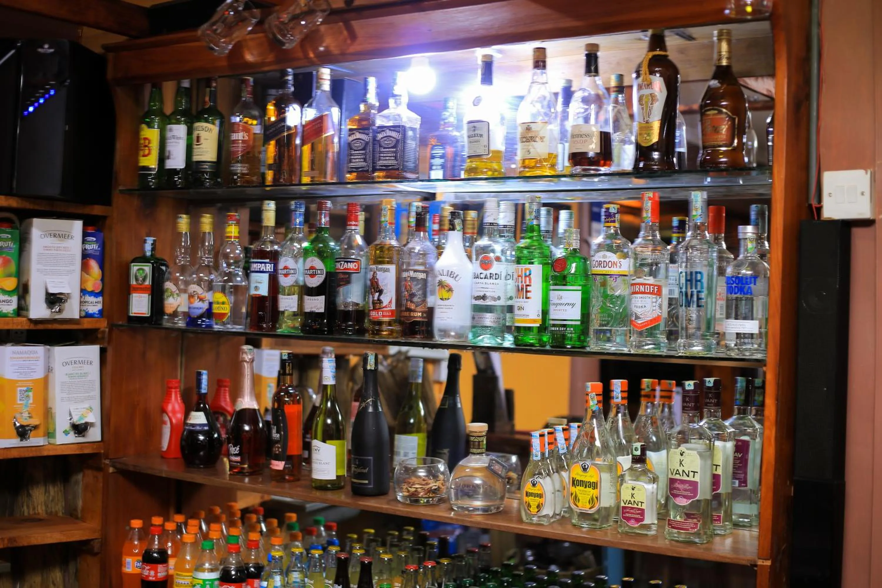 Restaurant/places to eat in LUSHOTO EXECUTIVE LODGE