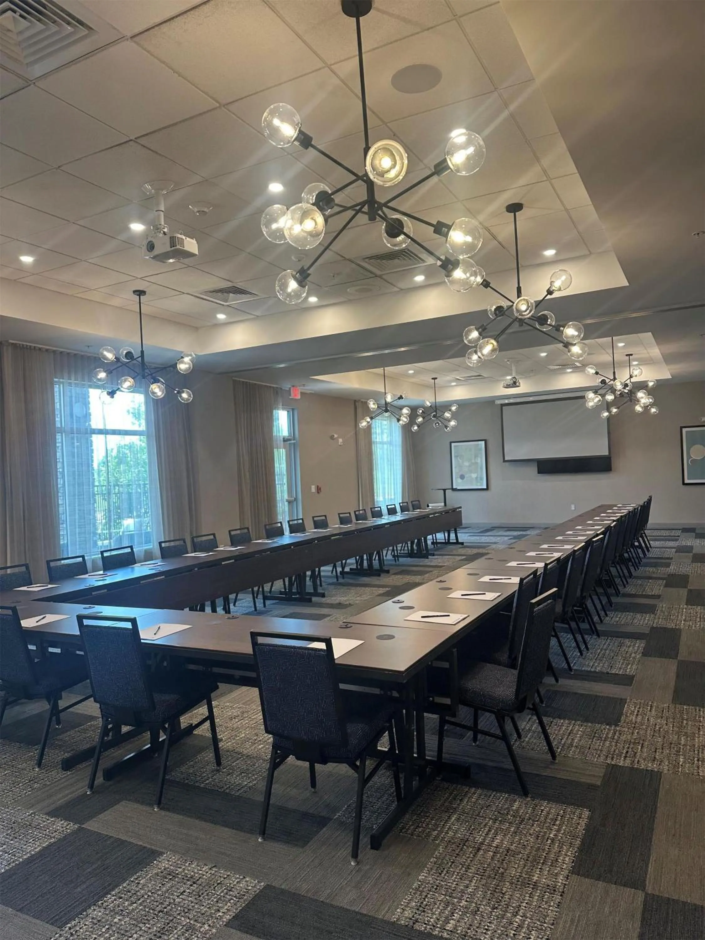 Meeting/conference room in DoubleTree by Hilton Greenville Woodruff Road