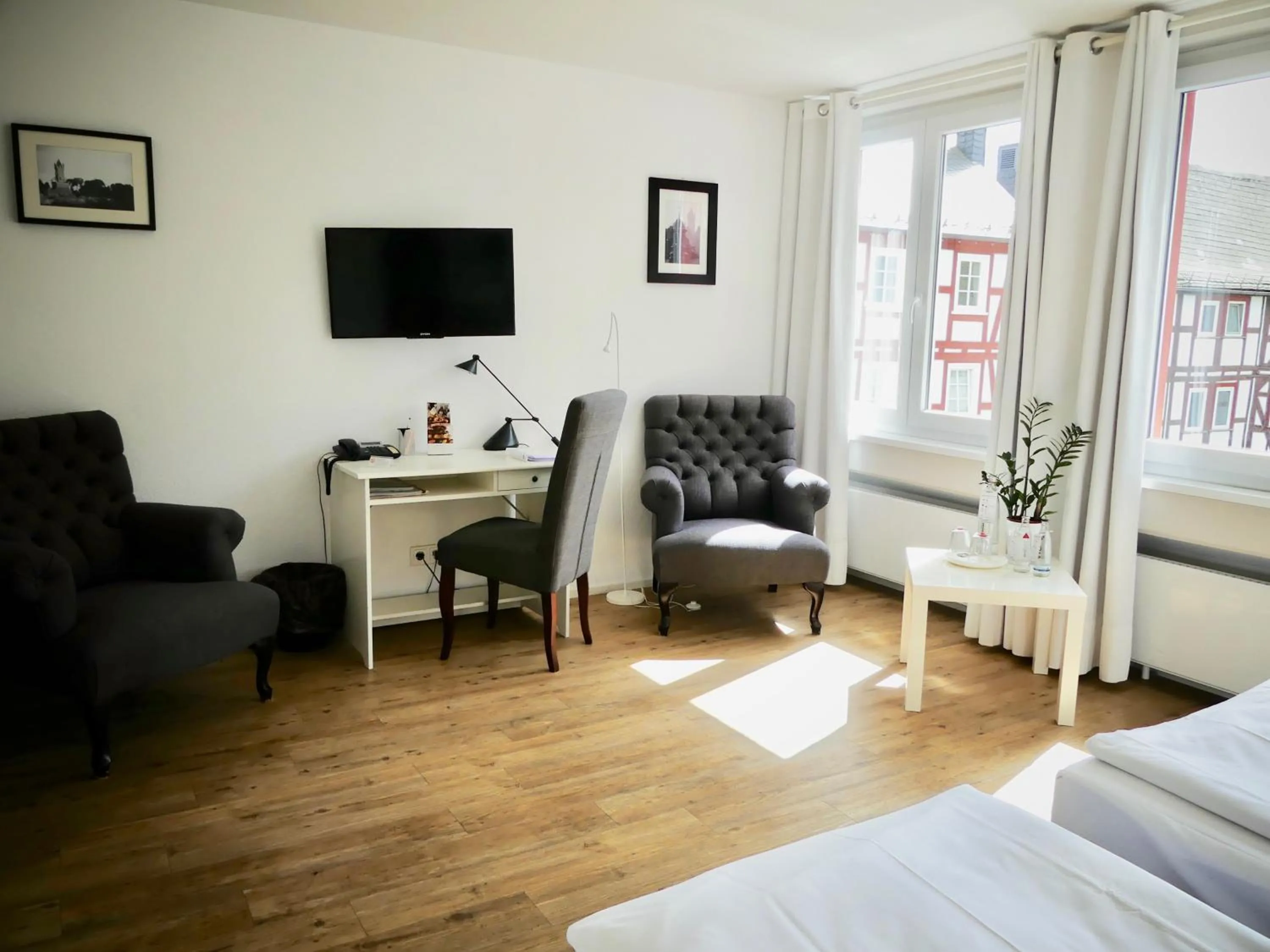 TV and multimedia, Bed in Bartmanns Haus & Schwan GmbH