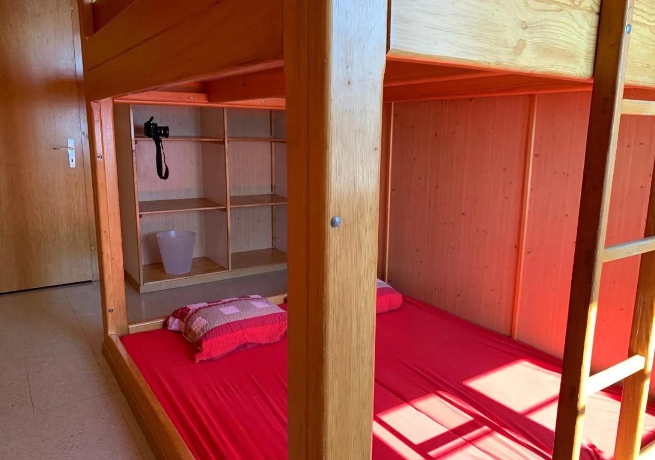 Bed in Maison de Montagne de Bretaye accès par le train arrêt Bouquetin