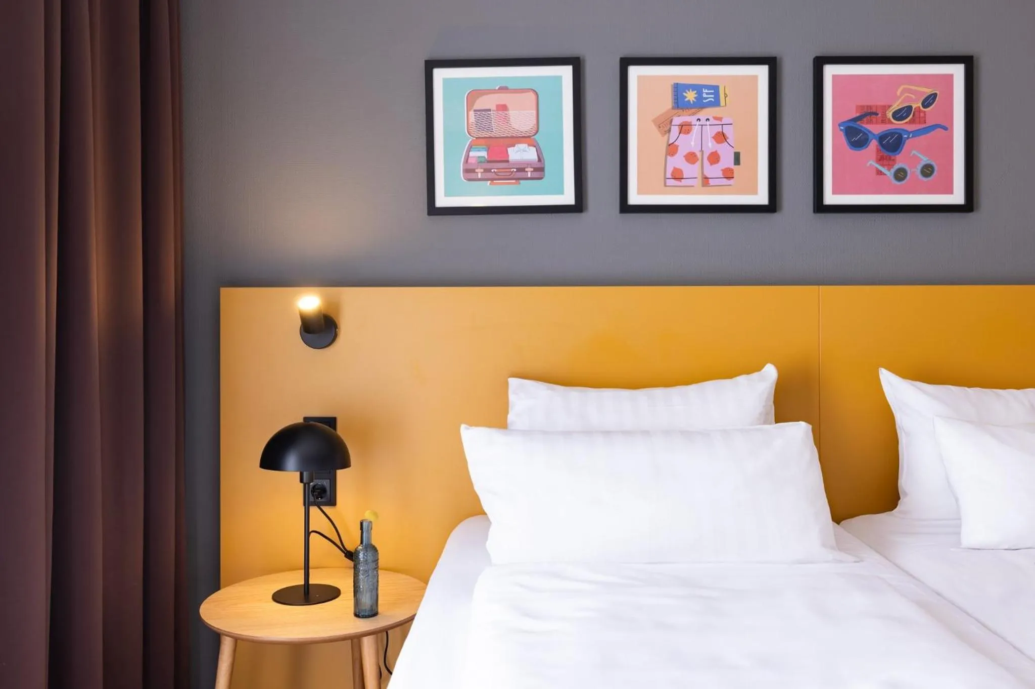 Photo of the whole room, Bed in Garner Hotel Cologne East by IHG