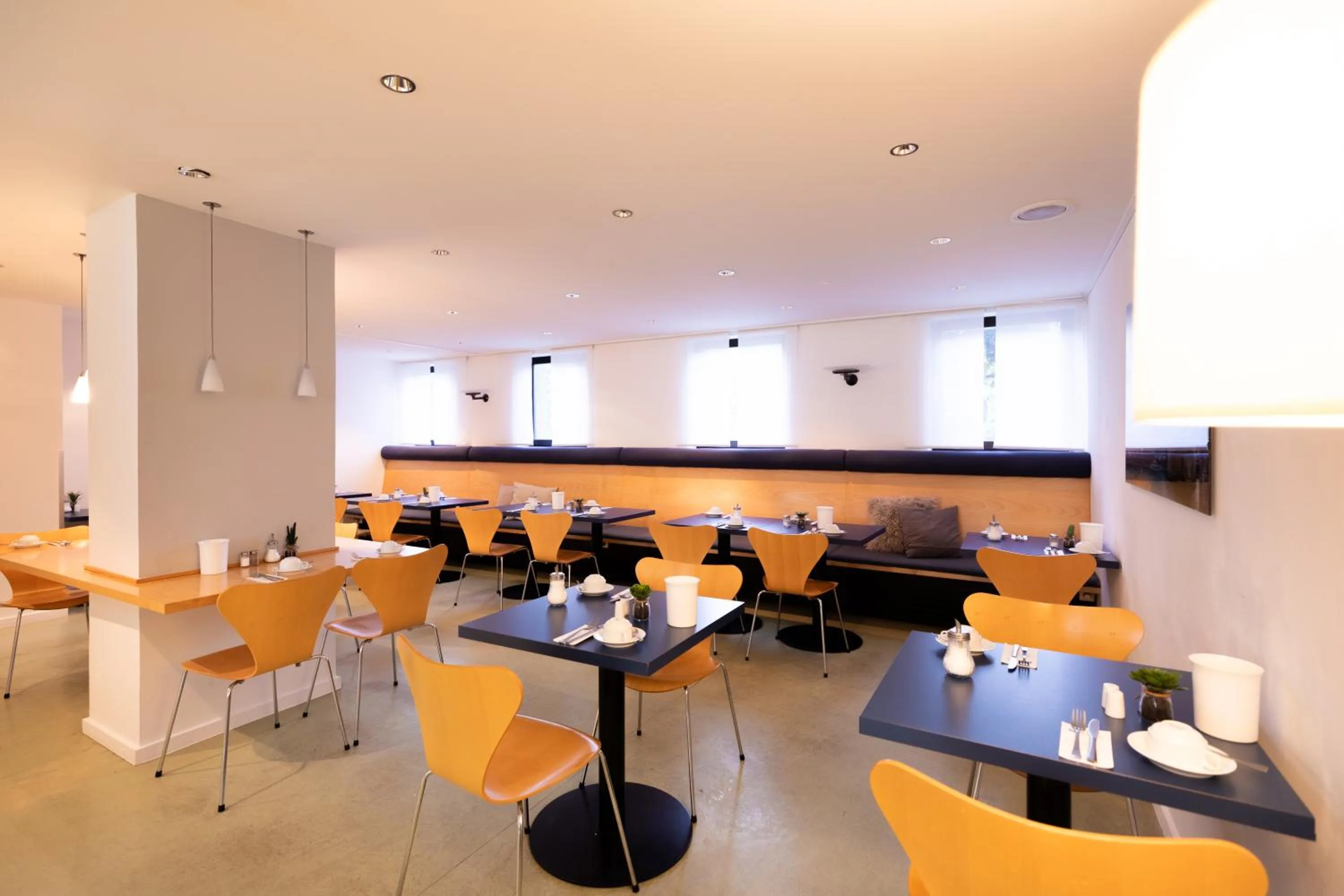 Breakfast in Select Hotel Silence Garden Köln