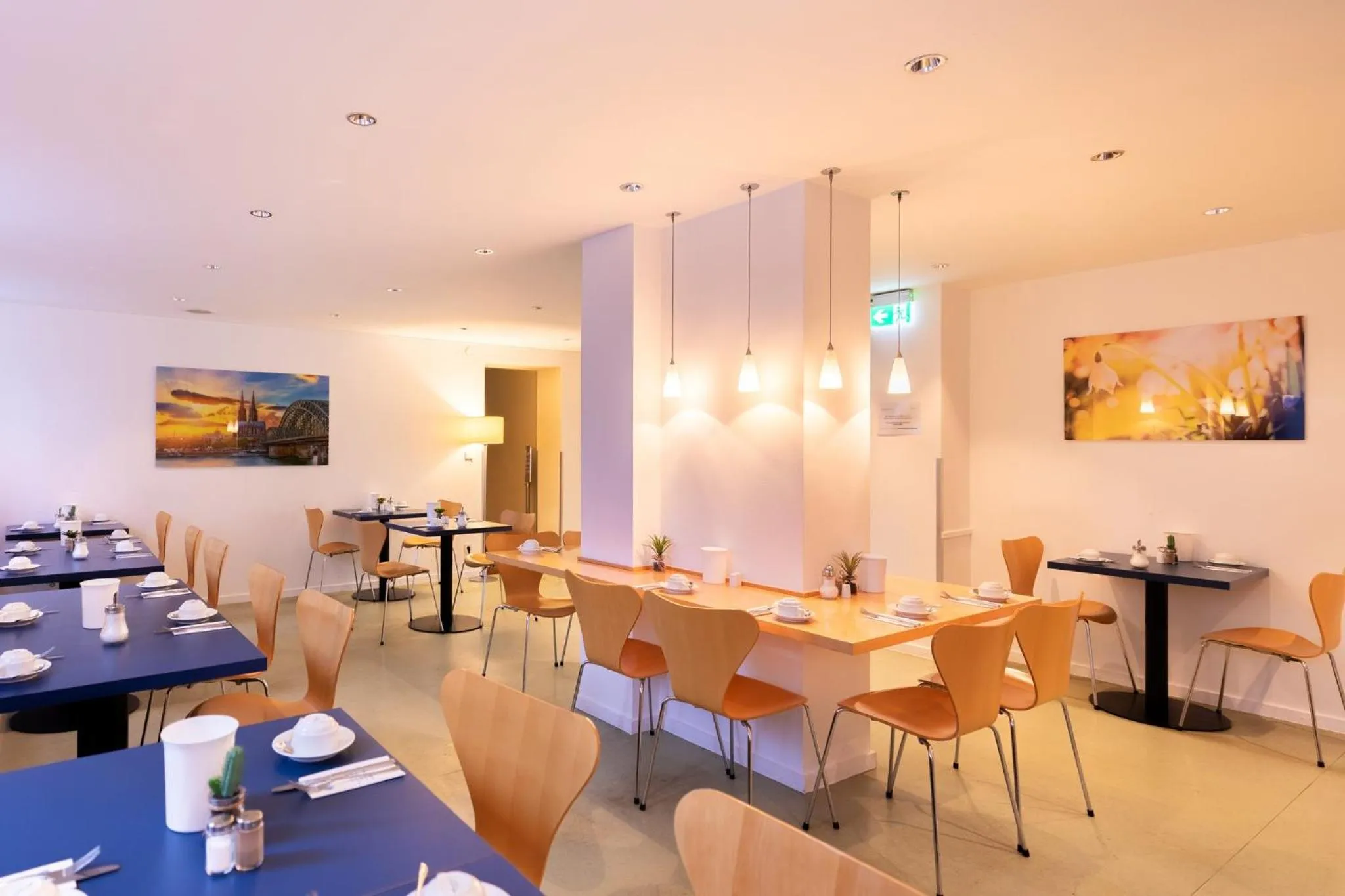 Breakfast in Garner Hotel Cologne East by IHG