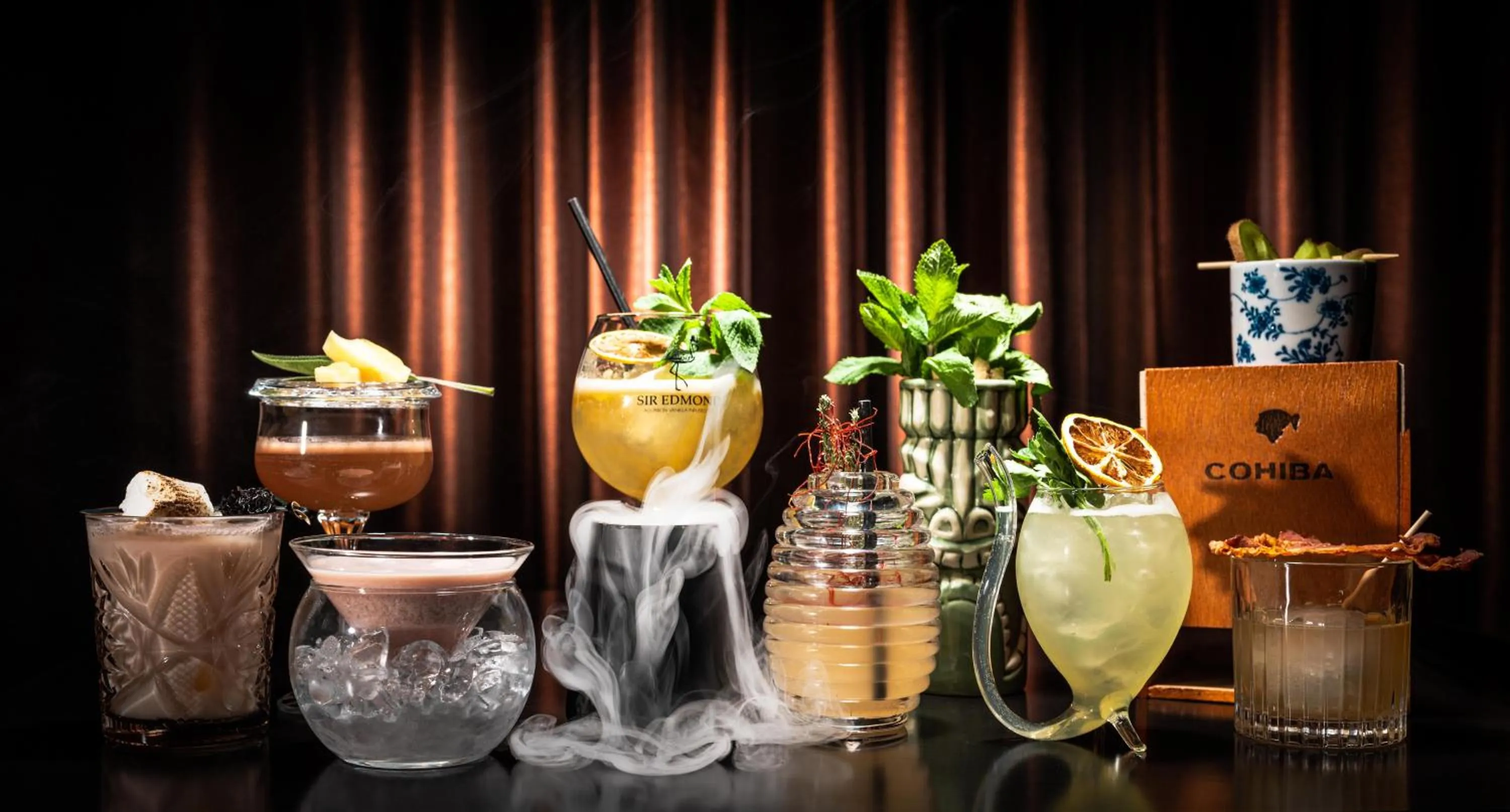 Lounge or bar in Hotel Der Blaue Reiter