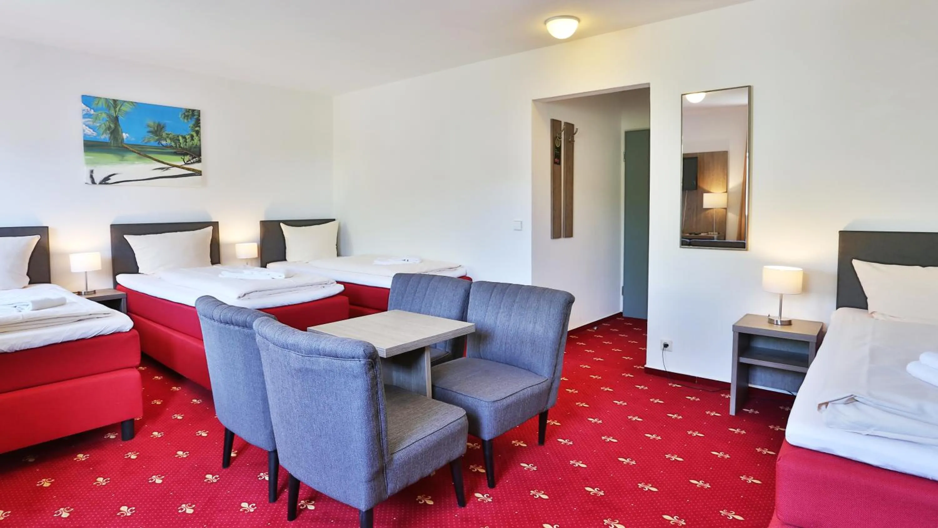 Bedroom, Bed in Hotel Maurer